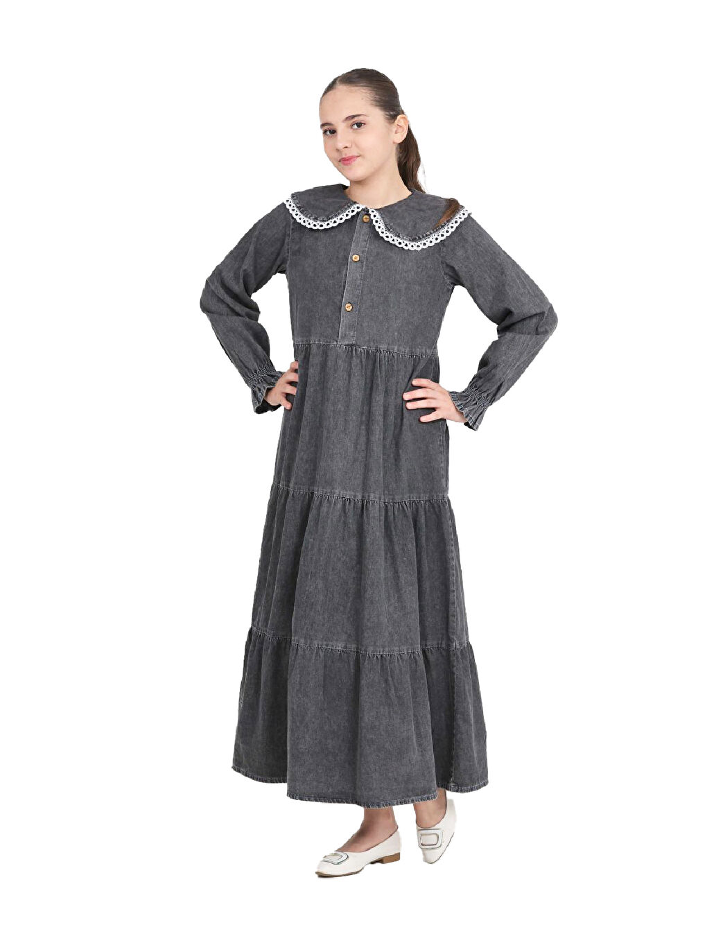 Siyah Kız Çocuk Geniş Yakalı ve Yaka Uçları Dantel Detaylı Uzun Jean Elbise 12468-1