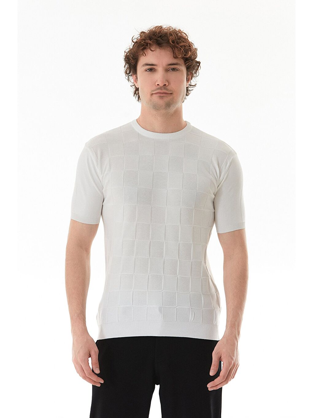 Beyaz Dama Desenli Triko Tişört-2