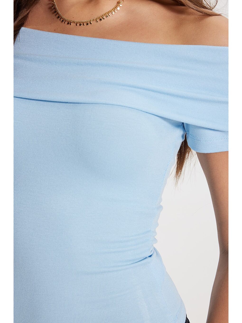 Kadın Slim Fit Dar Kesim Pamuklu Kayık Yaka Kısa Kollu Elastanlı Mavi Bluz-3