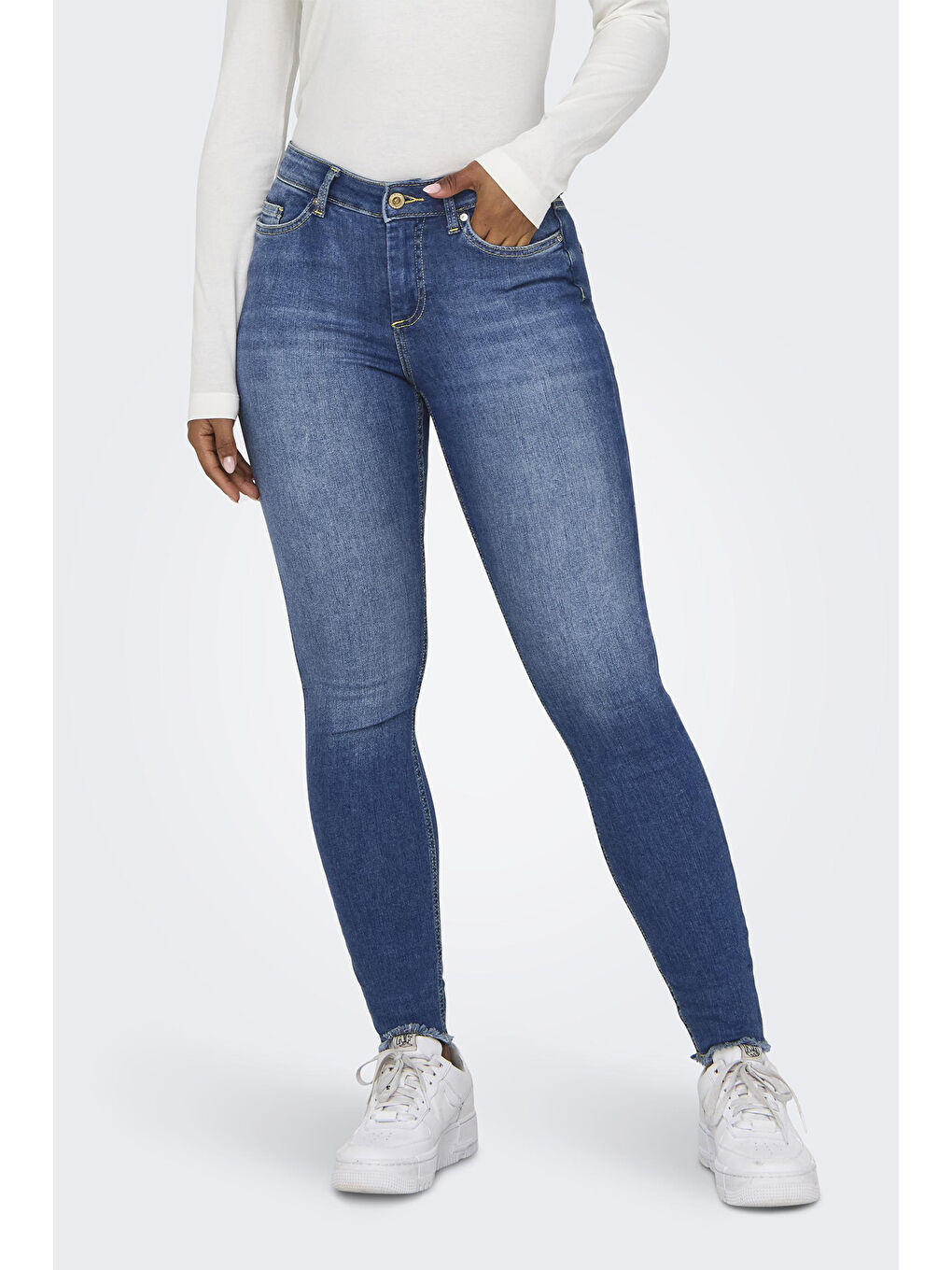 Only Mavi Onlemily Normal Bel Skinny Fit Dar Paça Jeans Kadın Jean Pantolon 15293282 - 1