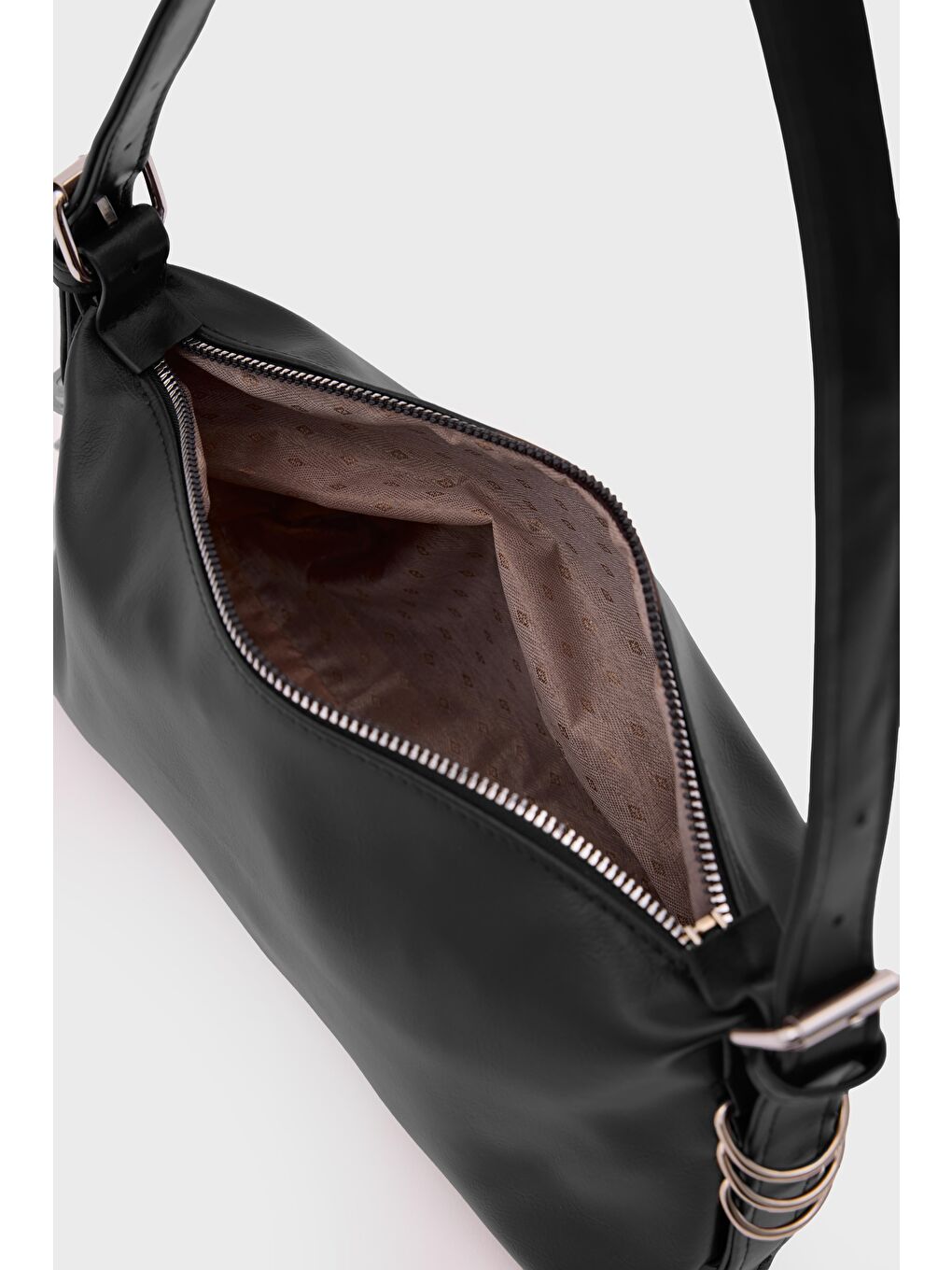 Loop Halka Detaylı Baget Çanta Siyah-6