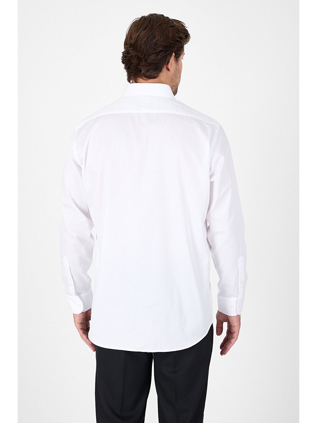 Beyaz Uzun Kol Sert Yaka Cepli Non Iron Comfort Fit Pamuklu Büyük Beden Gömlek 1004250268-2