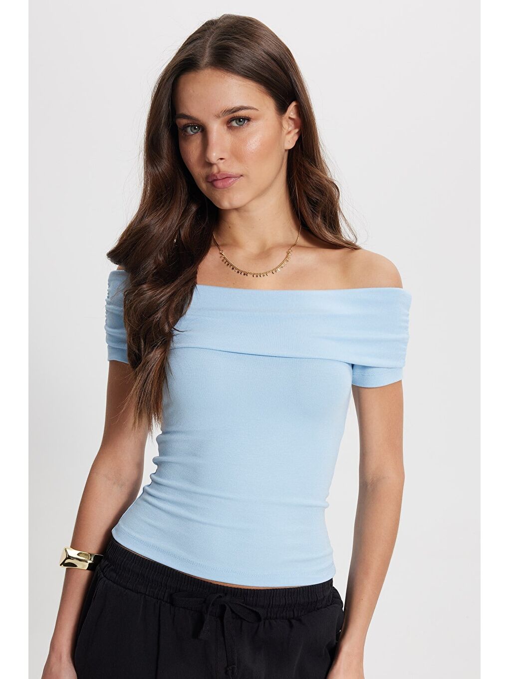 Kadın Slim Fit Dar Kesim Pamuklu Kayık Yaka Kısa Kollu Elastanlı Mavi Bluz-6