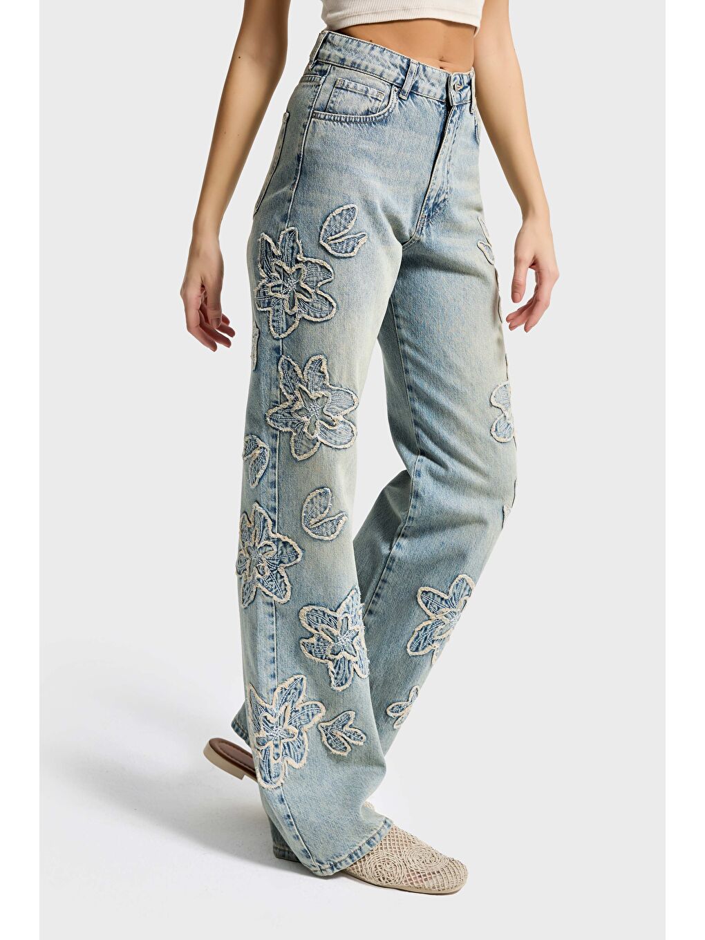 Mavi Kadın Jean Rengi 4s6-67 Straight Fit Yüksek Bel Nakış Detaylı Özel Tasarım Denim Jean