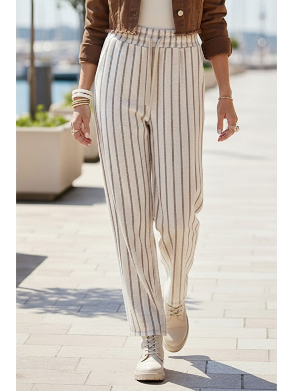 Bej Çizgili Kalın Lastikli Ve Bağlamalı Bel Geniş Paça Casual Dokuma Pantolon 105 55-3