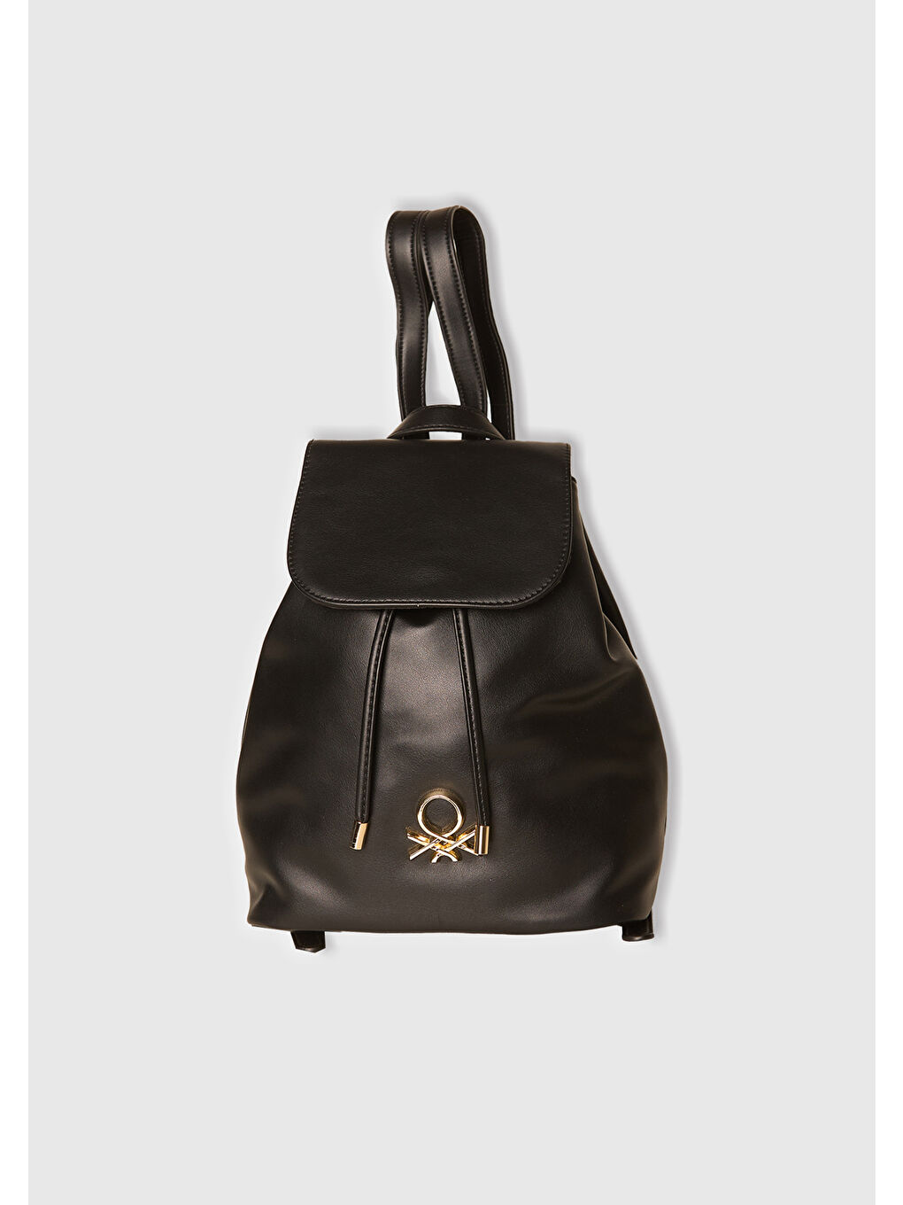 Kadın Siyah Napa Efektli 3D Logolu Büzme İpli Sırt Çantası