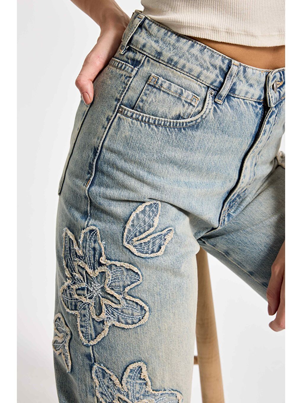 Mavi Kadın Jean Rengi 4s6-67 Straight Fit Yüksek Bel Nakış Detaylı Özel Tasarım Denim Jean-3