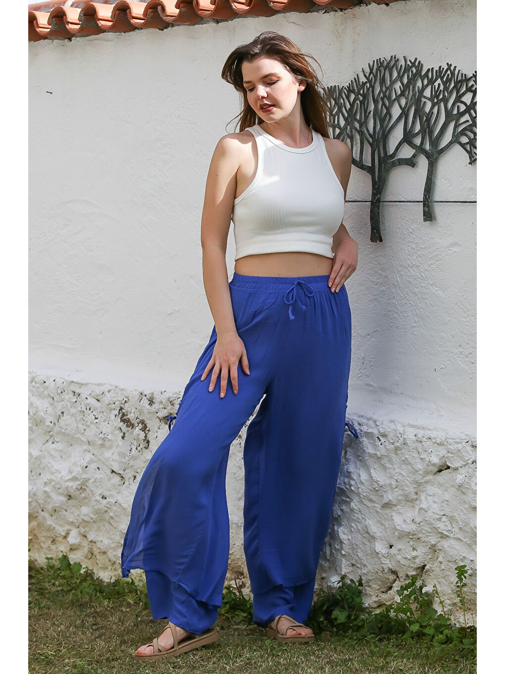 Mavi İnce Astarlı Yanları Bağlamalı Lastikli Ve Bağlamalı Bel Geniş Paça Dokuma Pantolon 110 58-1