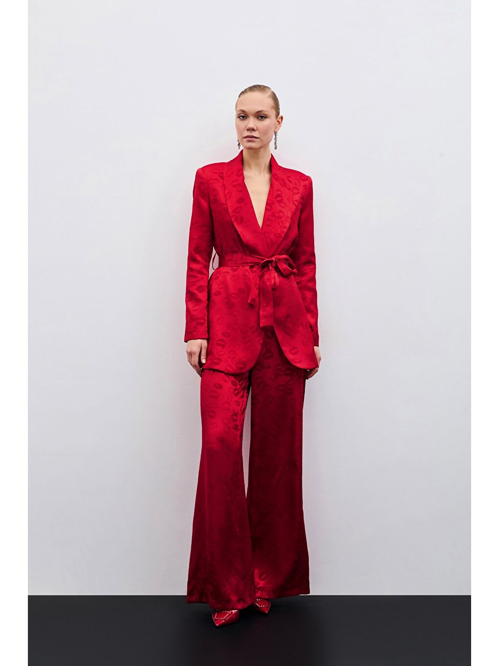 Bol Paça Desenli Pantolon - Kırmızı-1