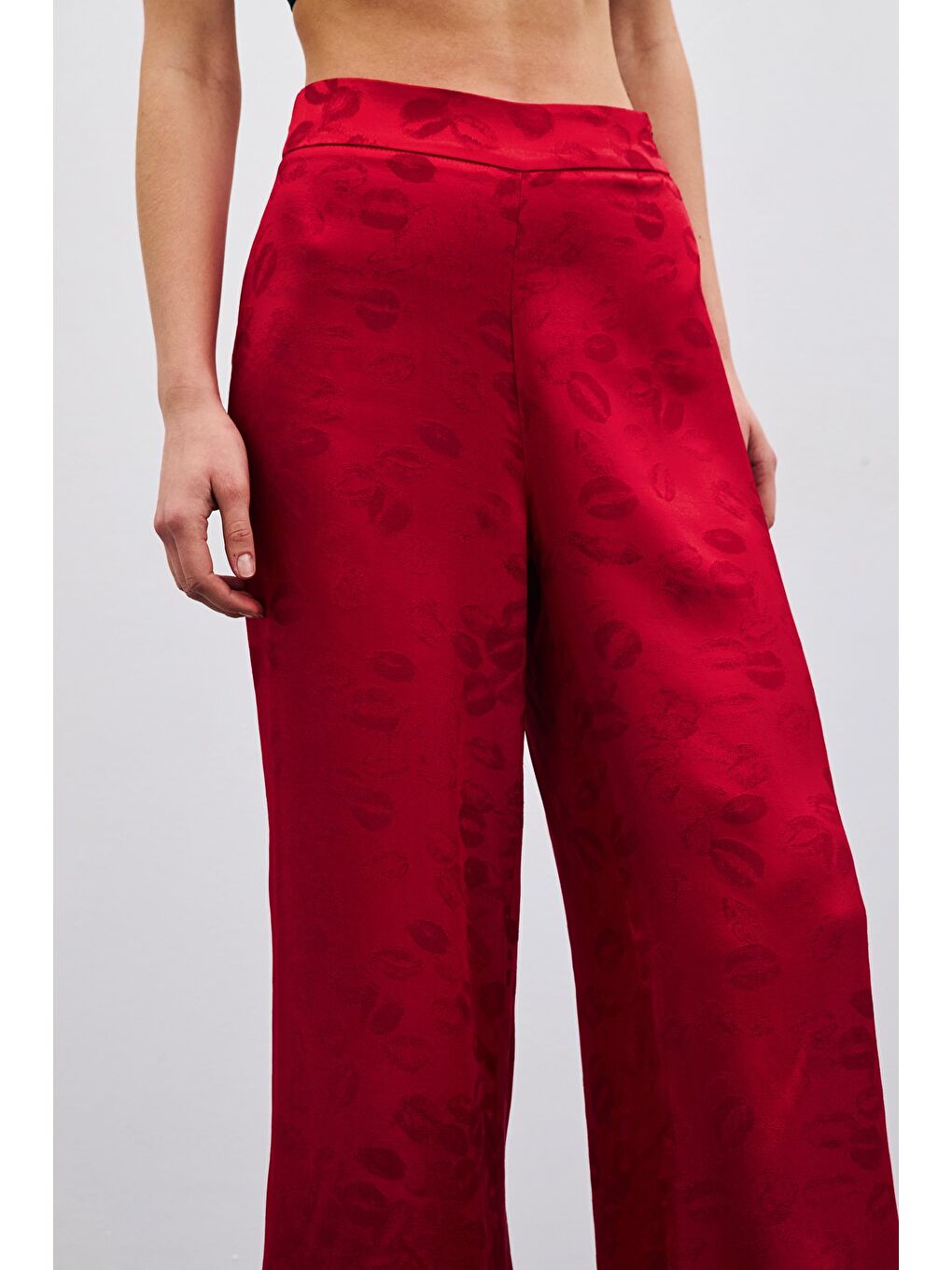 Bol Paça Desenli Pantolon - Kırmızı-4