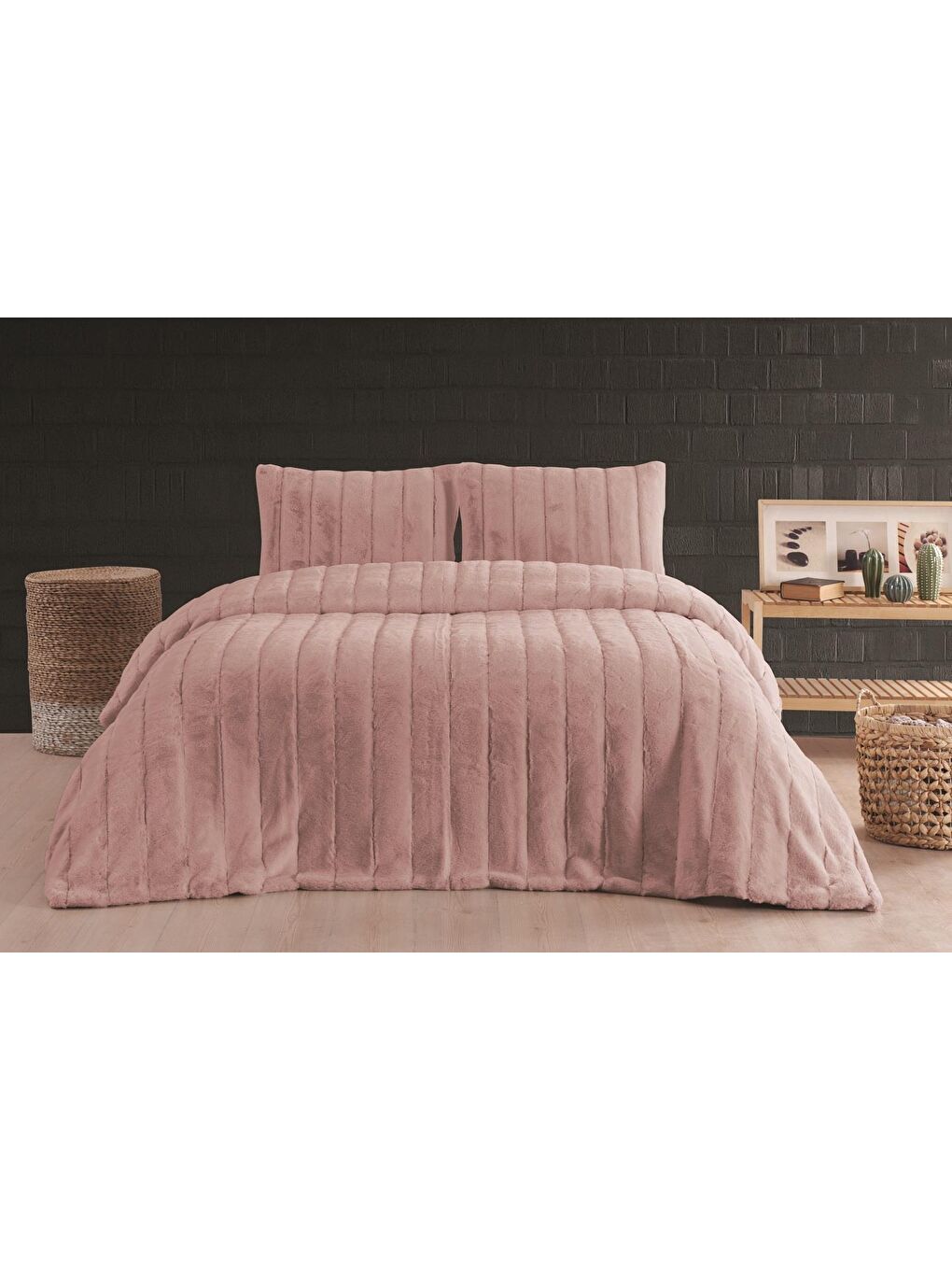 Pembe Luxe 3 Parça Çift Kişilik Yatak Örtüsü Seti Kutulu 230x250 Çizgili Pudra