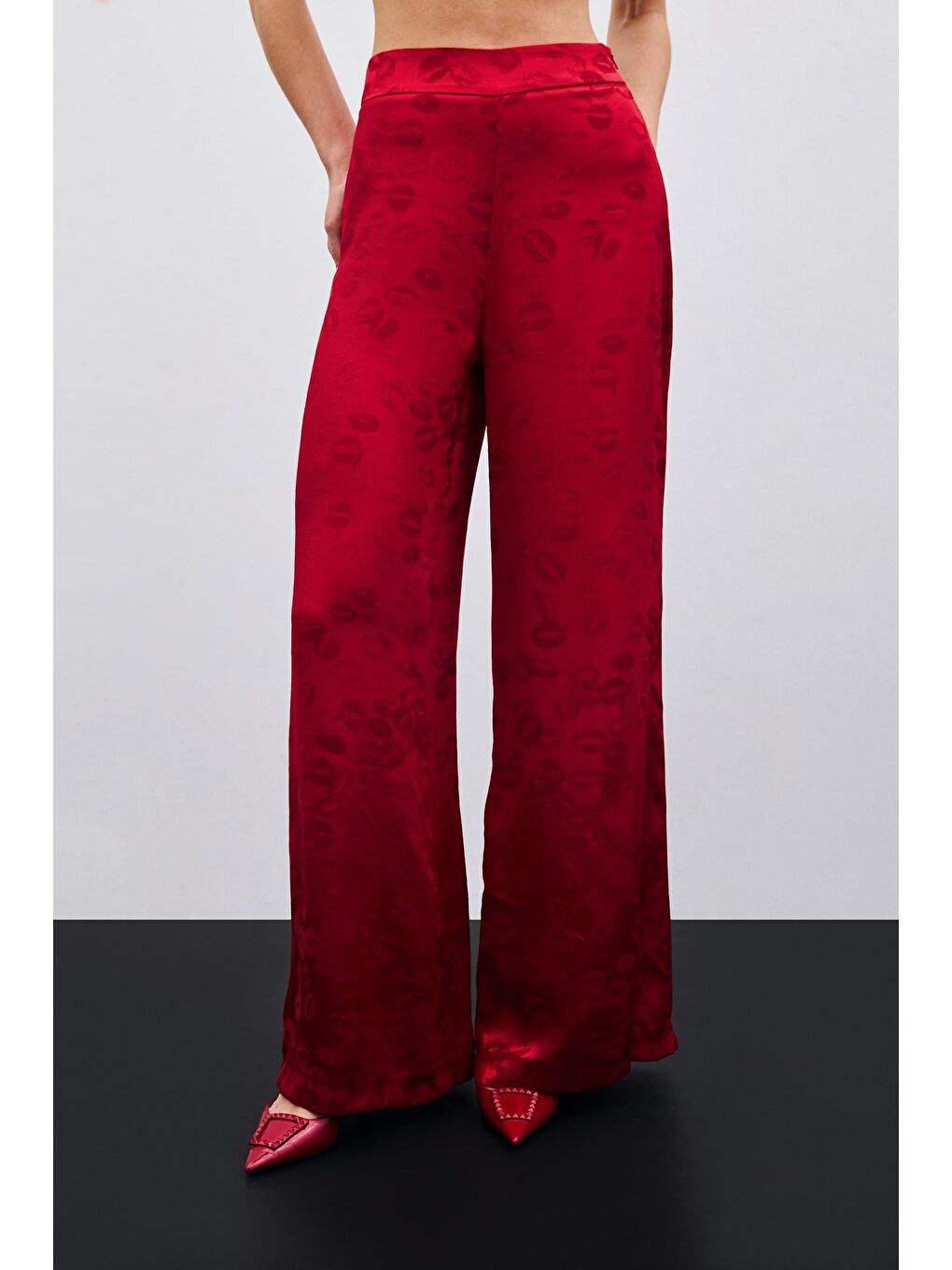 Bol Paça Desenli Pantolon - Kırmızı-5