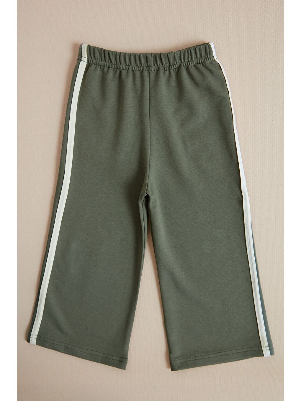 Haki Kurdele Nakışlı Bol Paça Kız Çocuk Takım-3