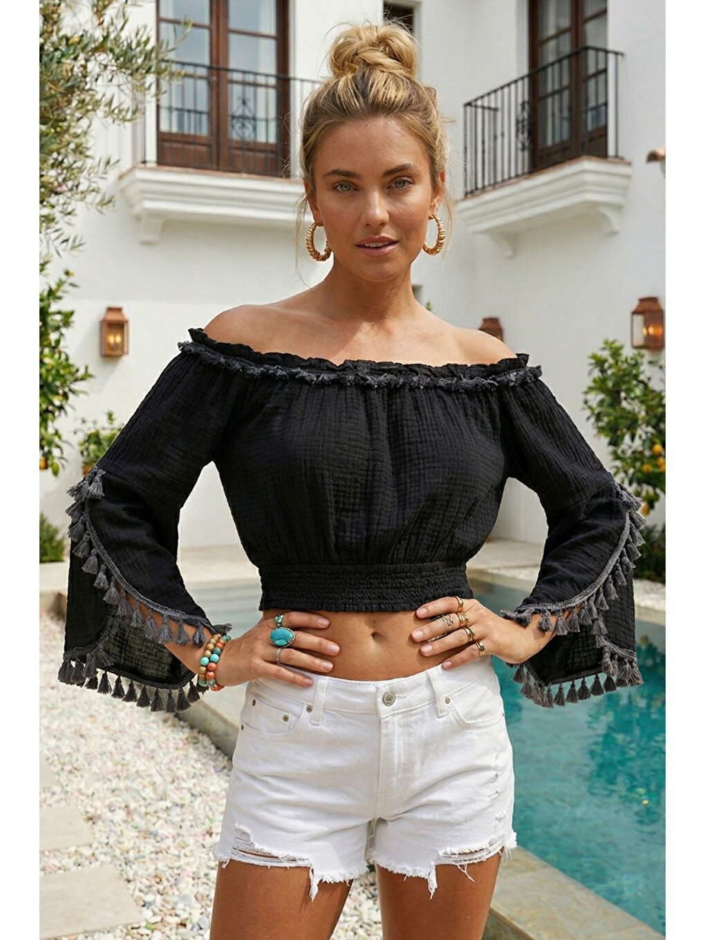 Siyah Carmen Yaka İspanyol Kol Püsküllü Lastikli Bel Casual Müslin Crop Dokuma Bluz 35 55-1