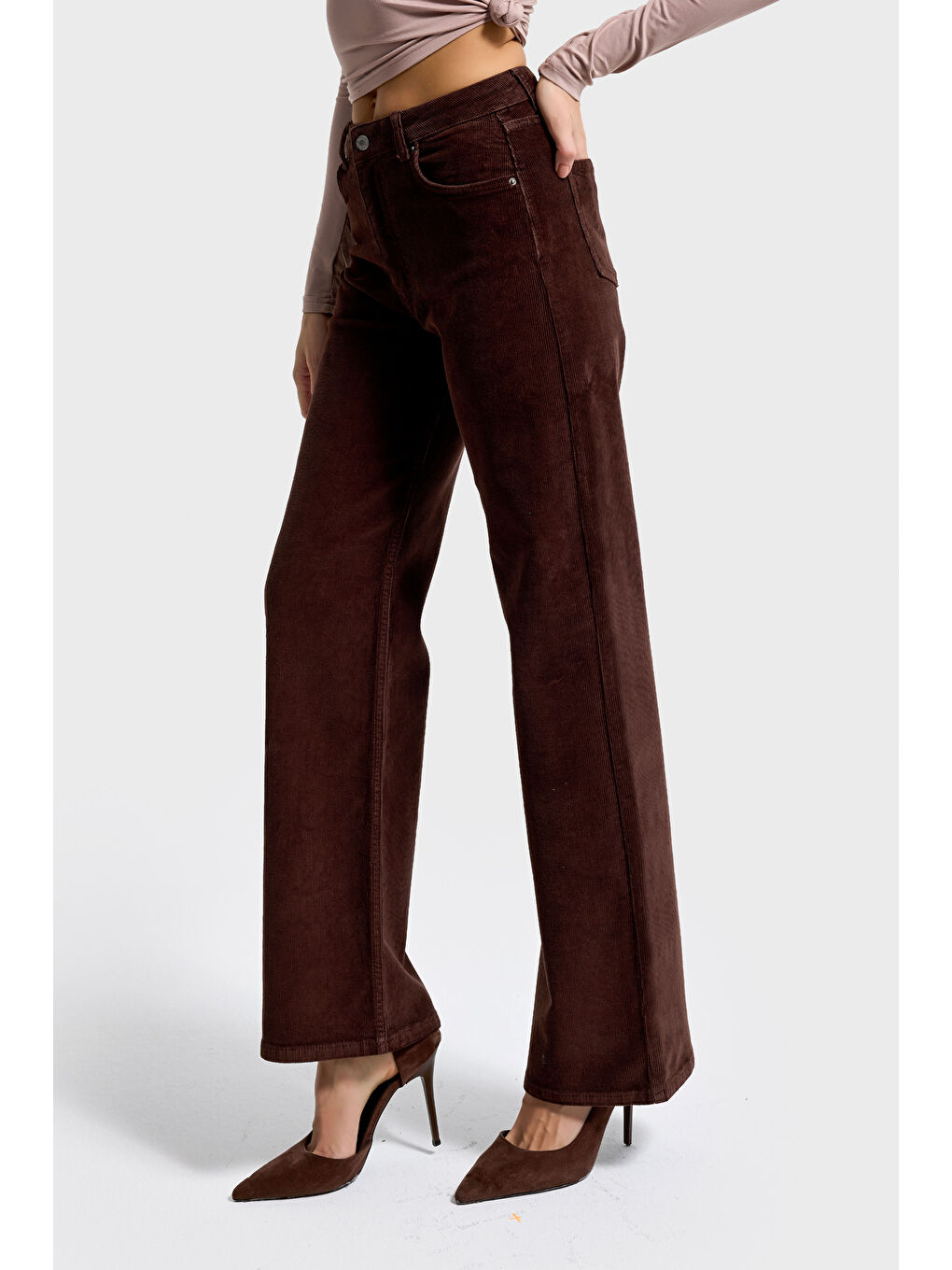 Kahverengi Kadın Koyu Kahve 29w5-16 Straight Cropped Fit Elastan Velvet Kadife Kumaş Pantolon