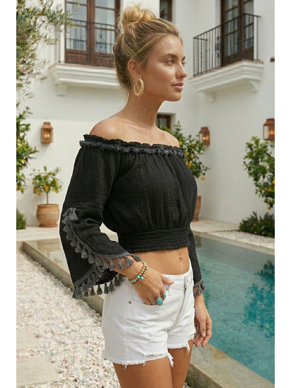 Siyah Carmen Yaka İspanyol Kol Püsküllü Lastikli Bel Casual Müslin Crop Dokuma Bluz 35 55-3