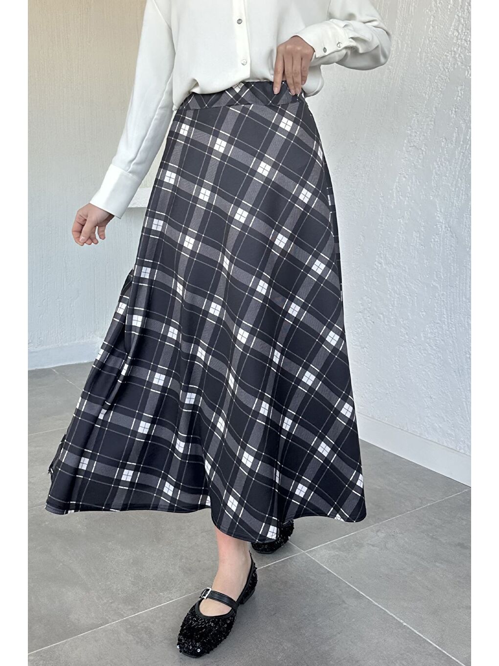 Siyah Kadın Ekose Desenli Tesettür Etek-1