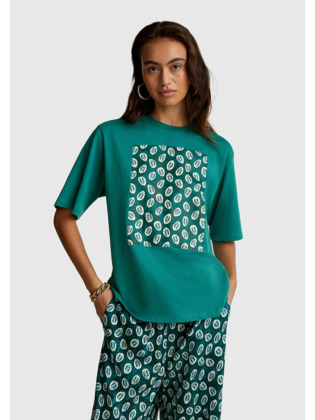 Kadın Koyu Yeşil Pamuk Karışımlı Baskılı T-Shirt
