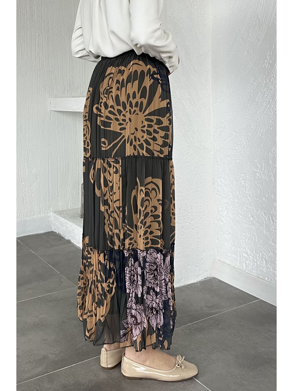 Haki Bel Lastikli Desenli Şifon Tesettür Etek-6