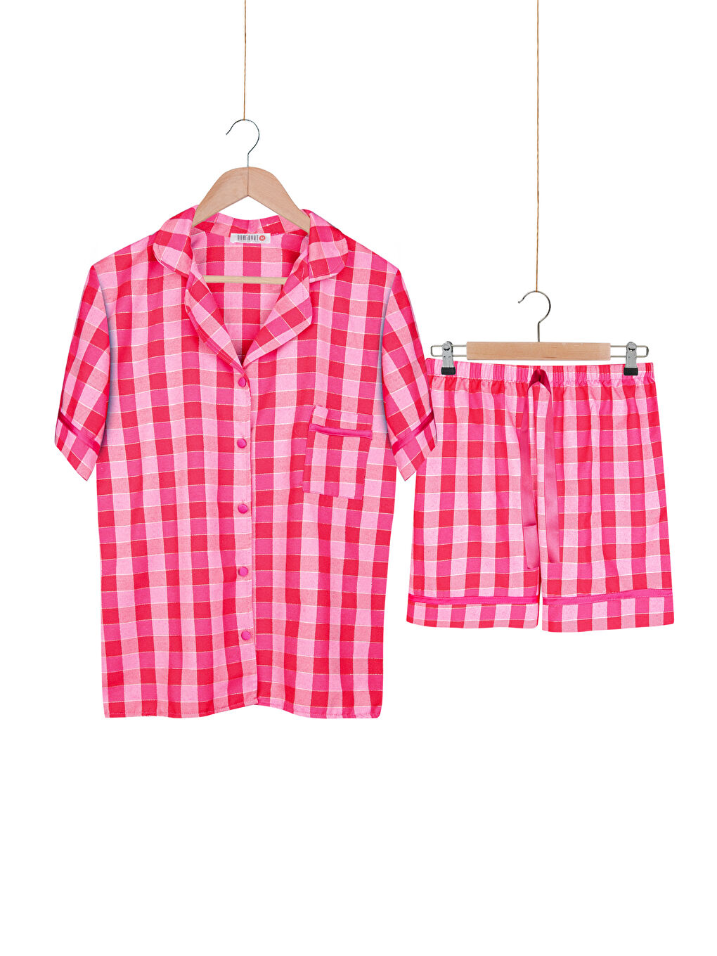 Kırmızı Kadın %100 Dokuma Viskon Düğmeli Şortlu Pijama Takım