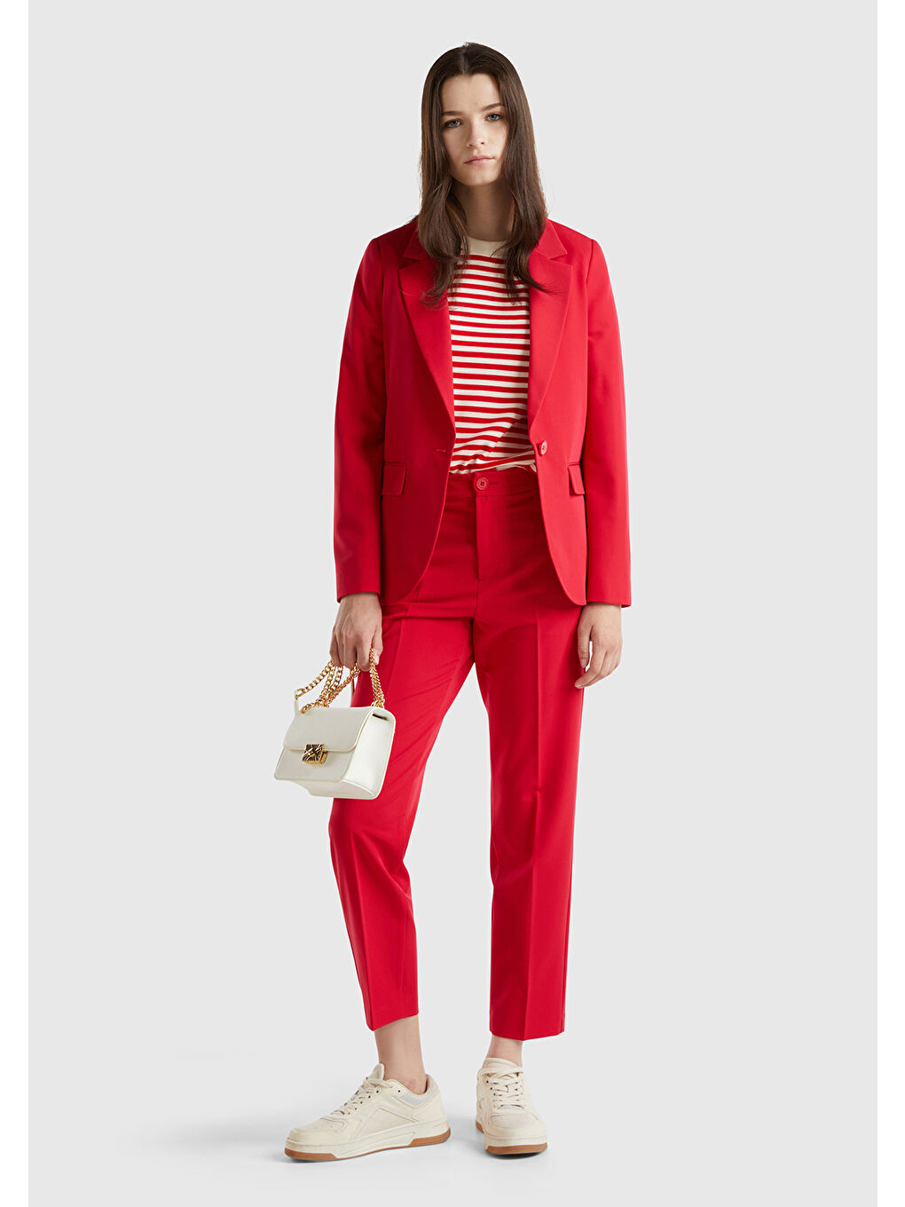 Kadın Kırmızı Poliviskoz Tek Düğmeli Kırlangıç Yaka Blazer Ceket-2