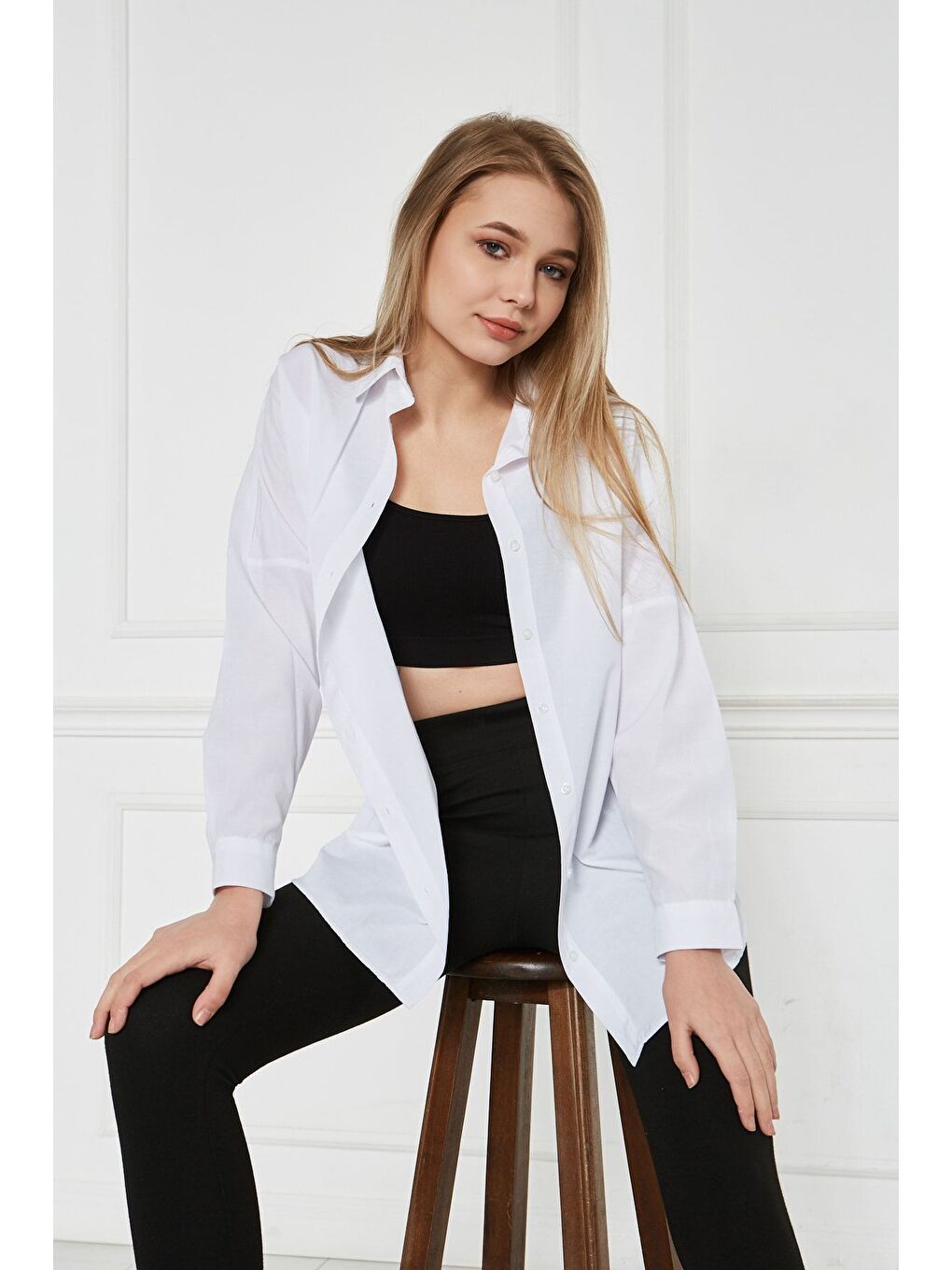 Kadın Oversize Uzun Basic Beyaz Gömlek-1