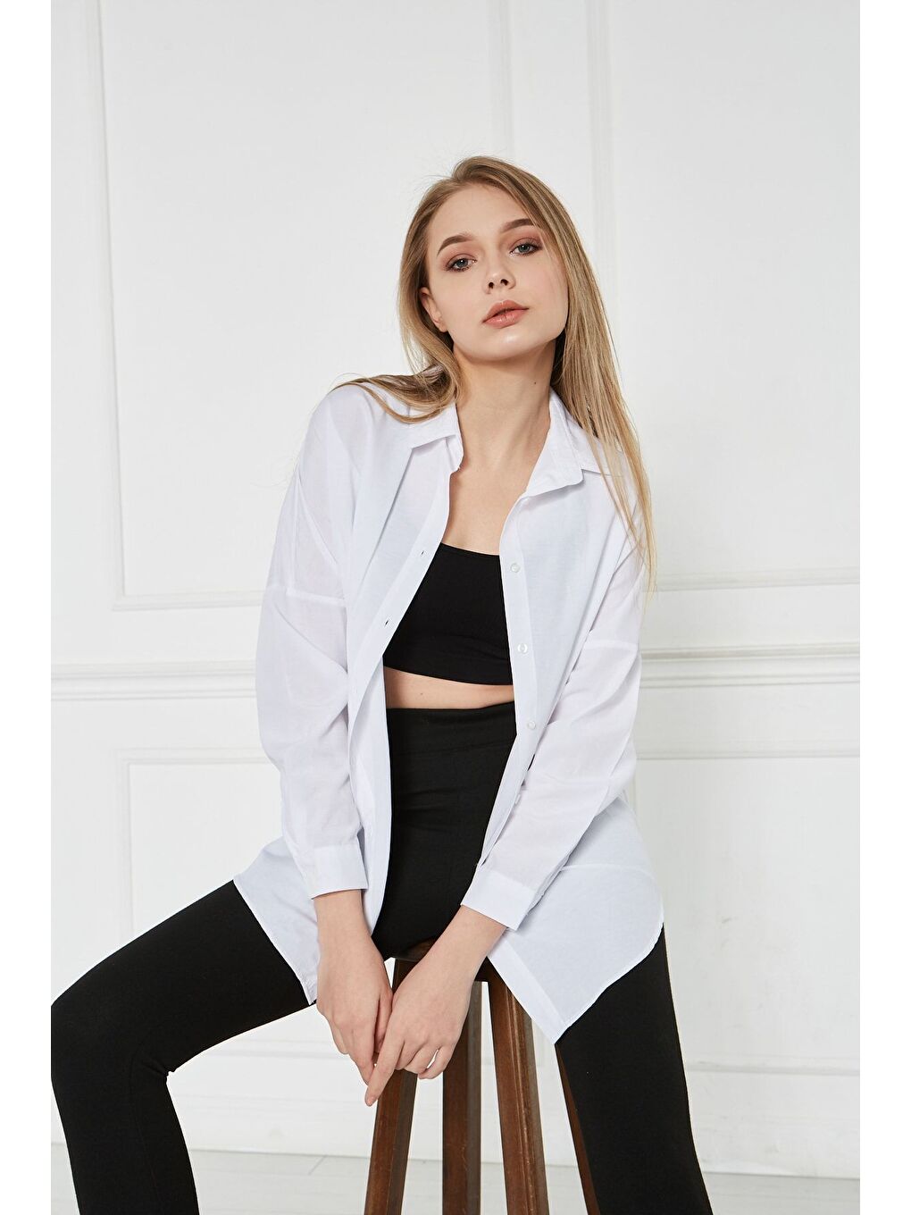 Kadın Oversize Uzun Basic Beyaz Gömlek-3