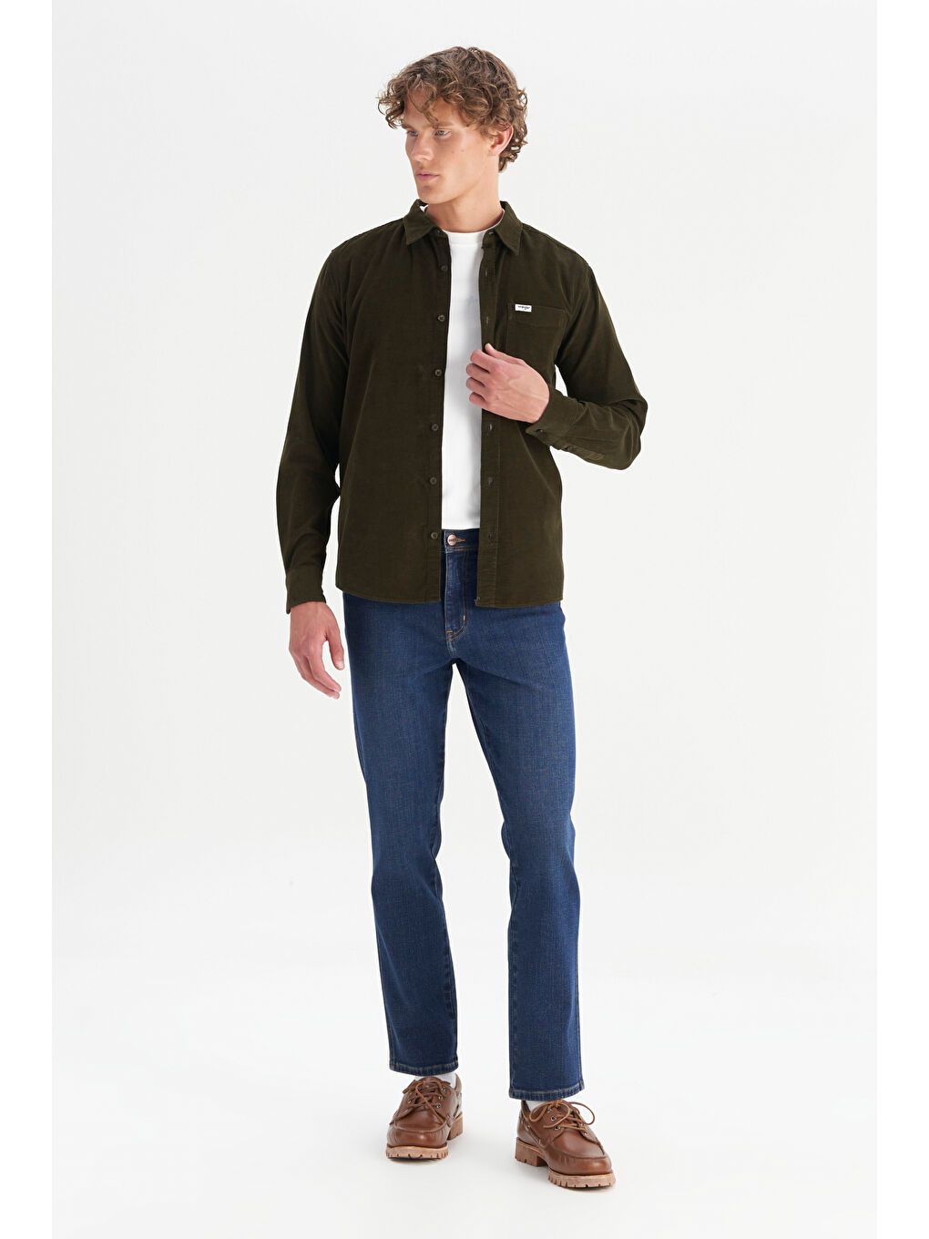 Haki %100 Pamuk Regular Fit Normal Kesim Klasik Yaka Cepli Kadife Gömlek-1