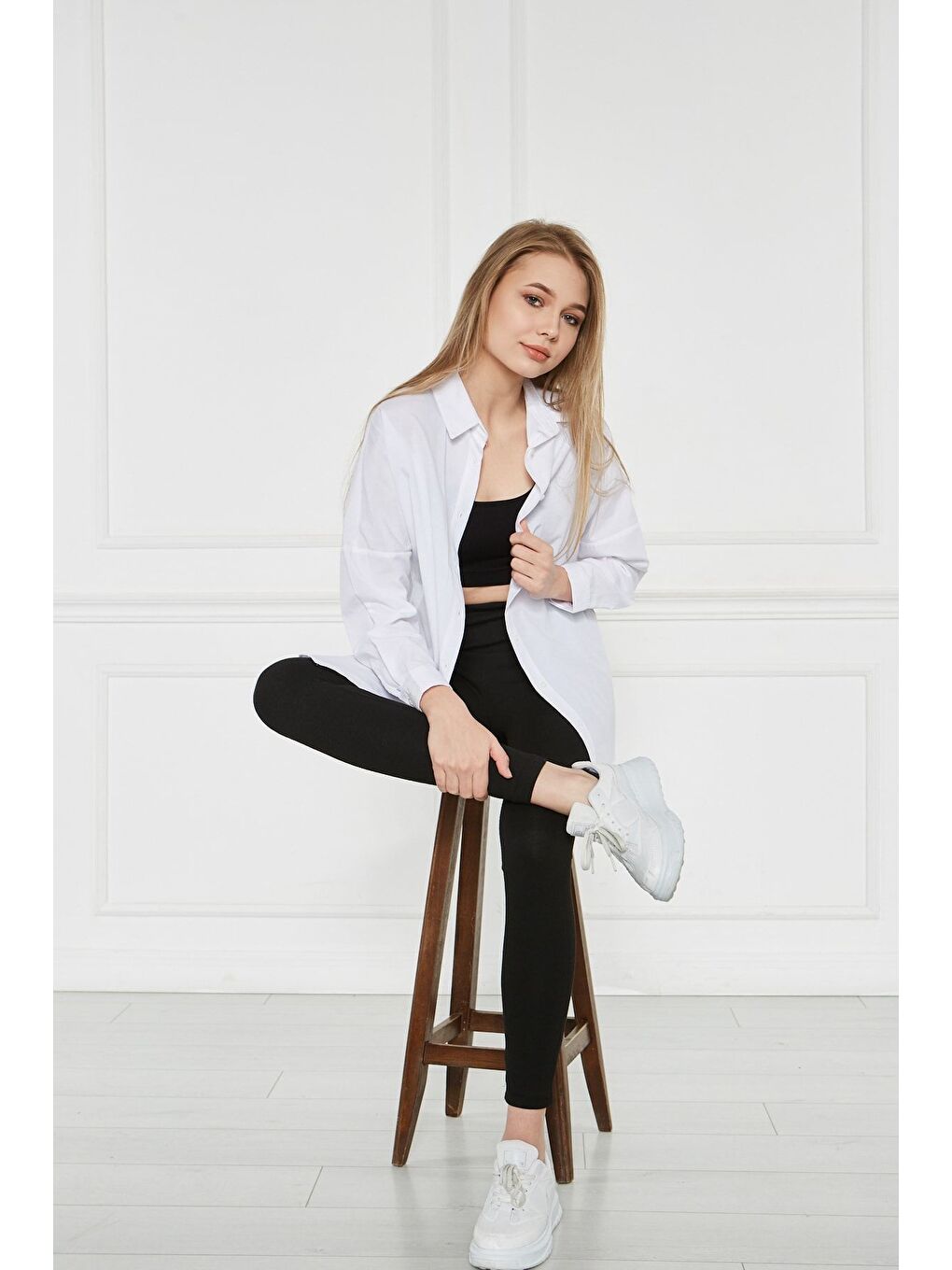 Kadın Oversize Uzun Basic Beyaz Gömlek-4