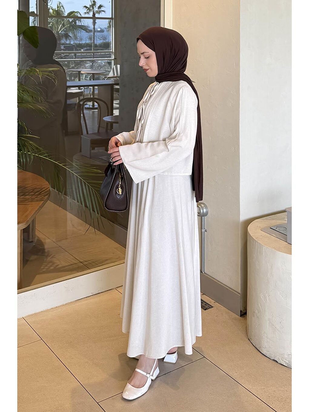 Bej Pileli Bağlama Detaylı Takım Taş-1