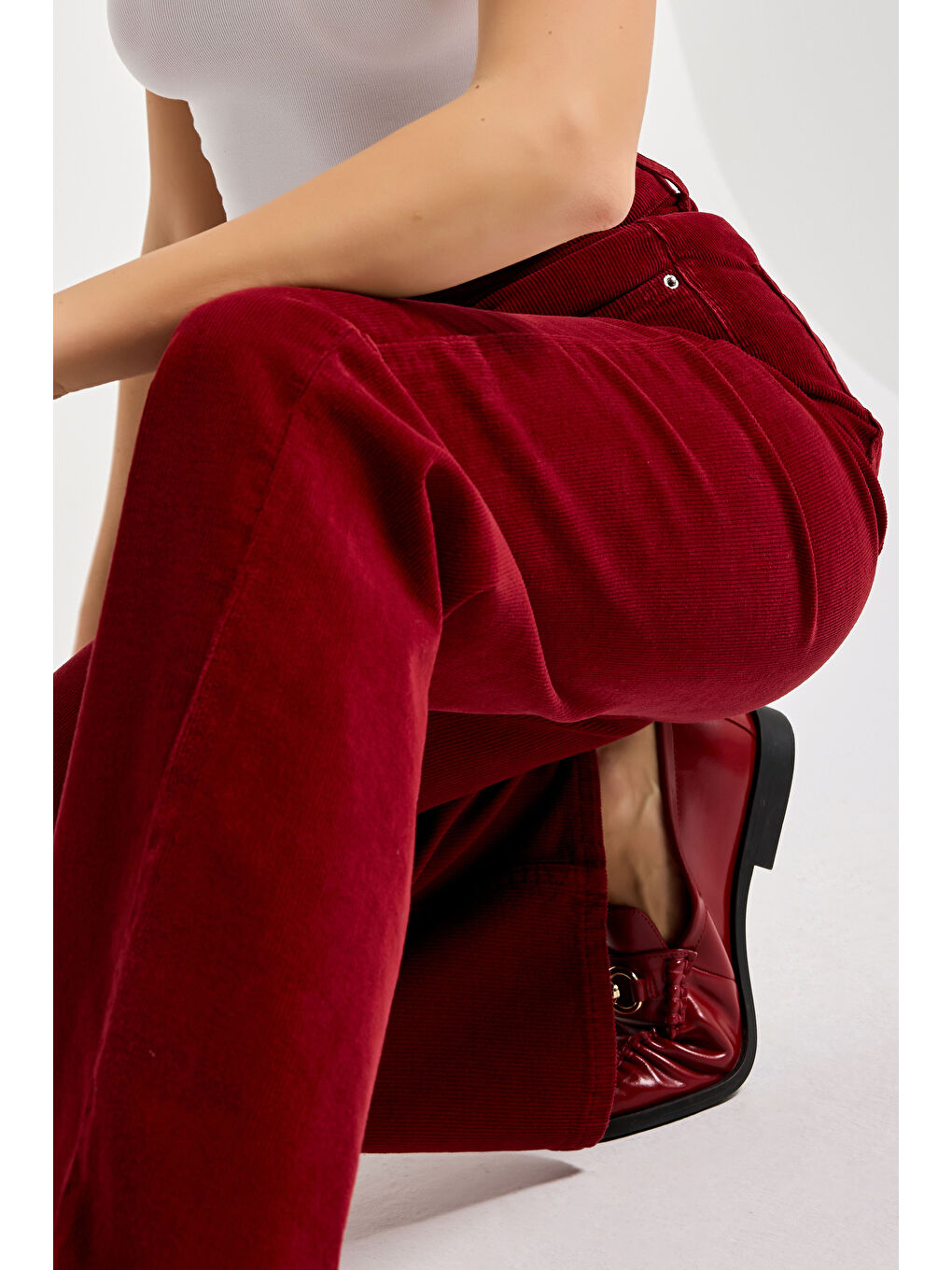 Kadın Bordo 29w5-35 Straight Cropped Fit Elastan Velvet Kadife Kumaş Pantolon-3