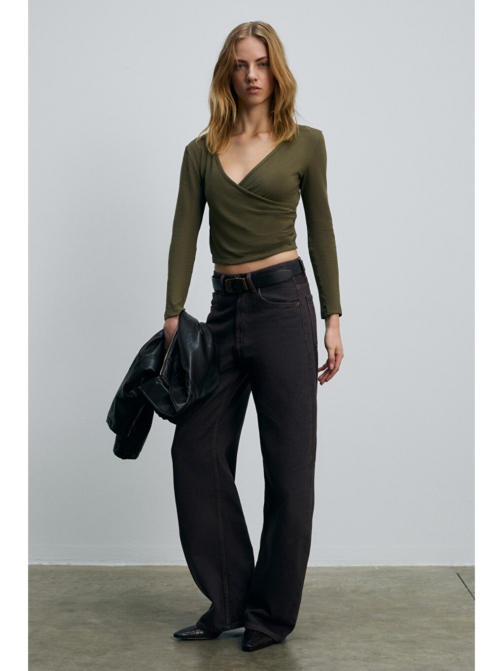 Callorıa Kadın V Yakalı Uzun Kollu Slim Fit Haki Bluz-2