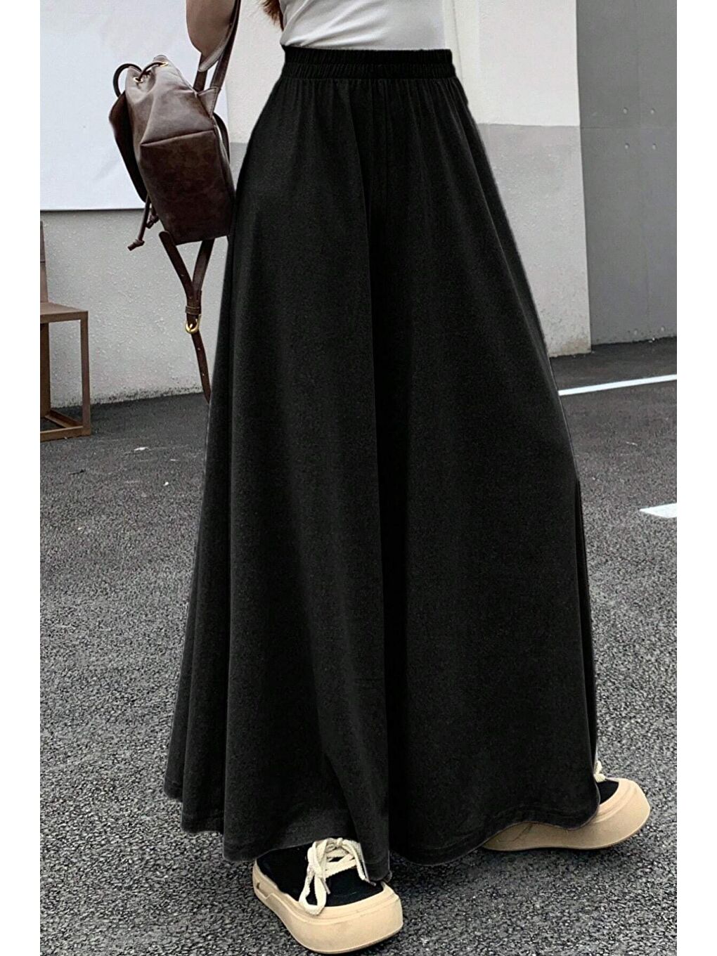 Siyah Kadın 2 İplik Oversize Bol Paça Tasarım Eşofman Altı Yüksek Bel Rahat Model-3