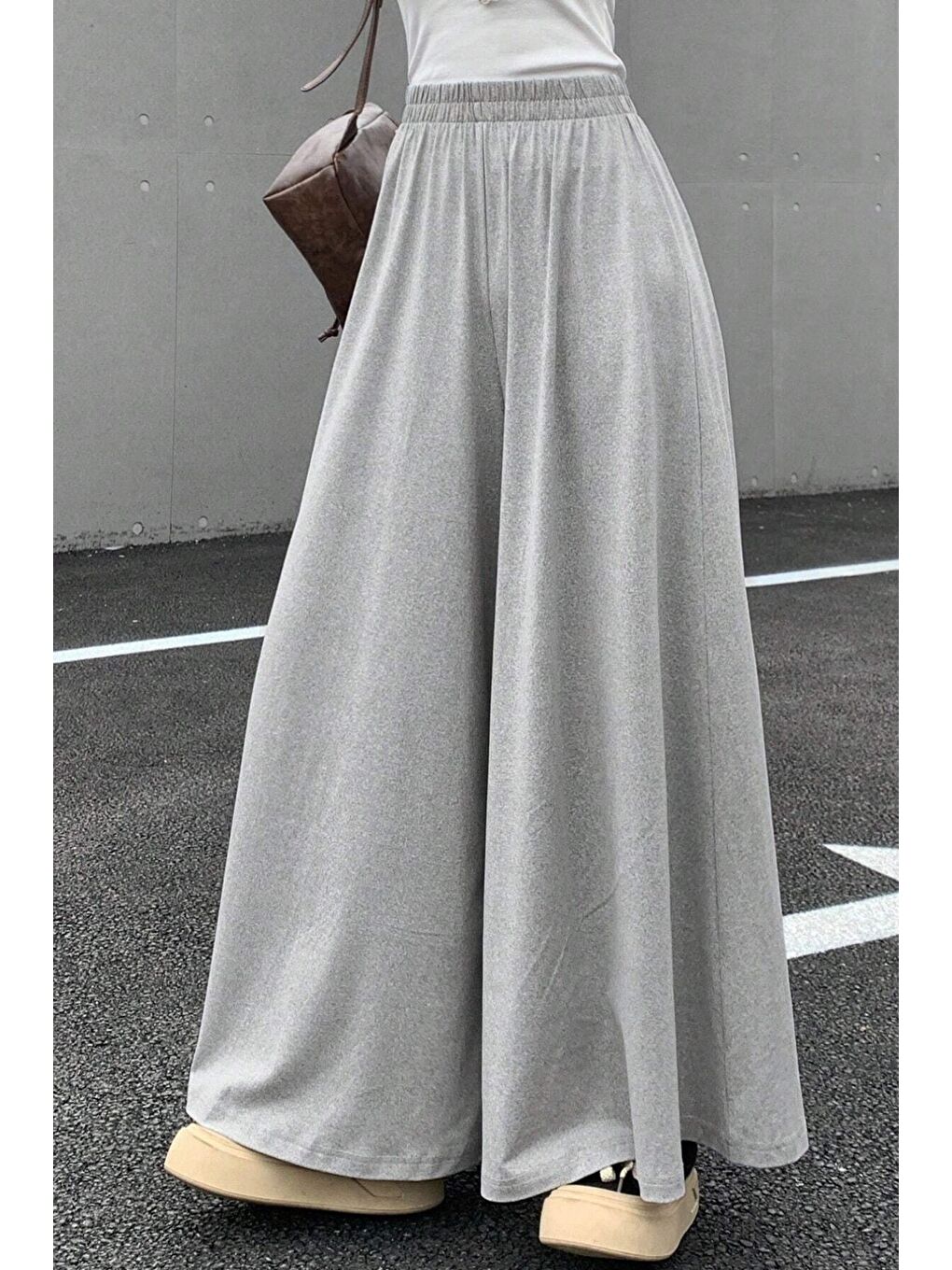 Gri Kadın 2 İplik Oversize Bol Paça Tasarım Eşofman Altı Yüksek Bel Rahat Model-5