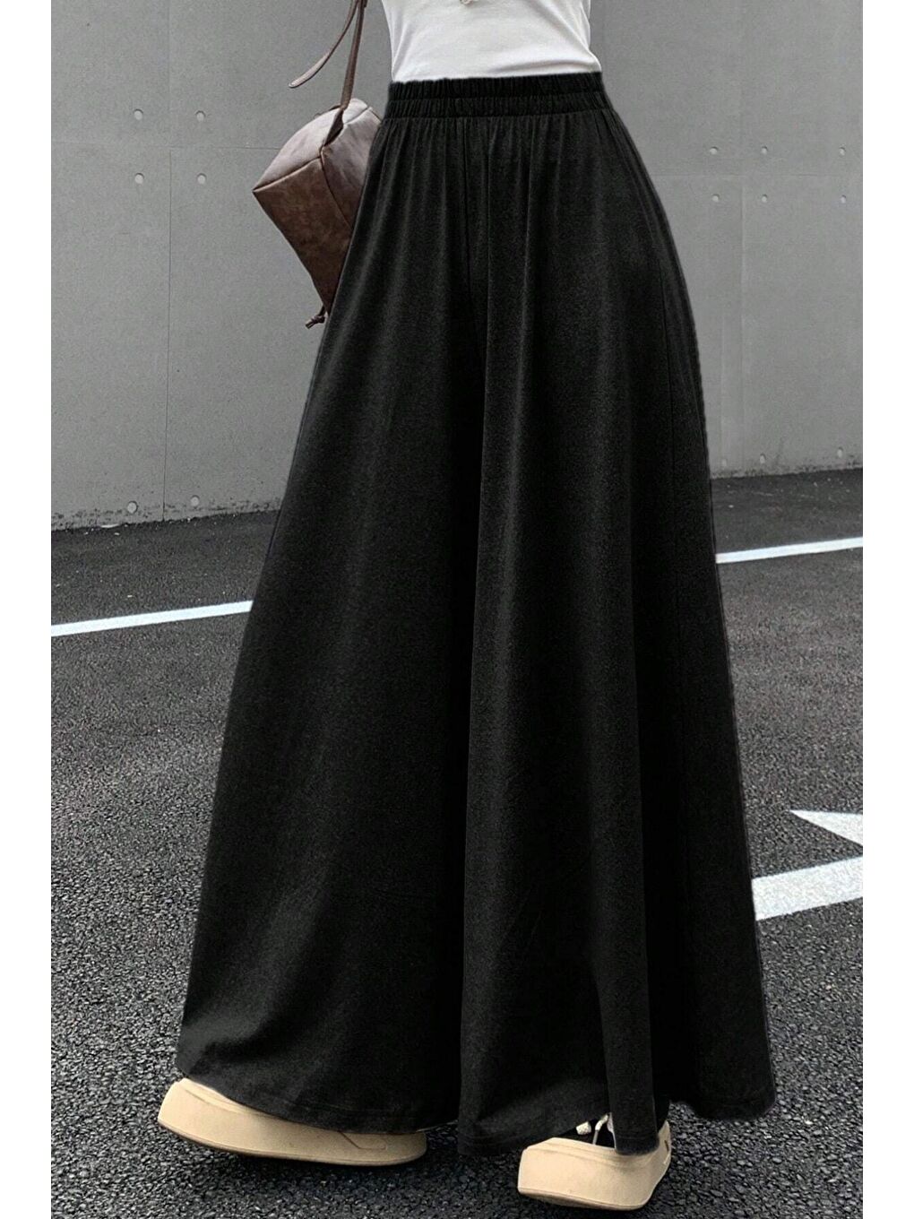 Siyah Kadın 2 İplik Oversize Bol Paça Tasarım Eşofman Altı Yüksek Bel Rahat Model-4