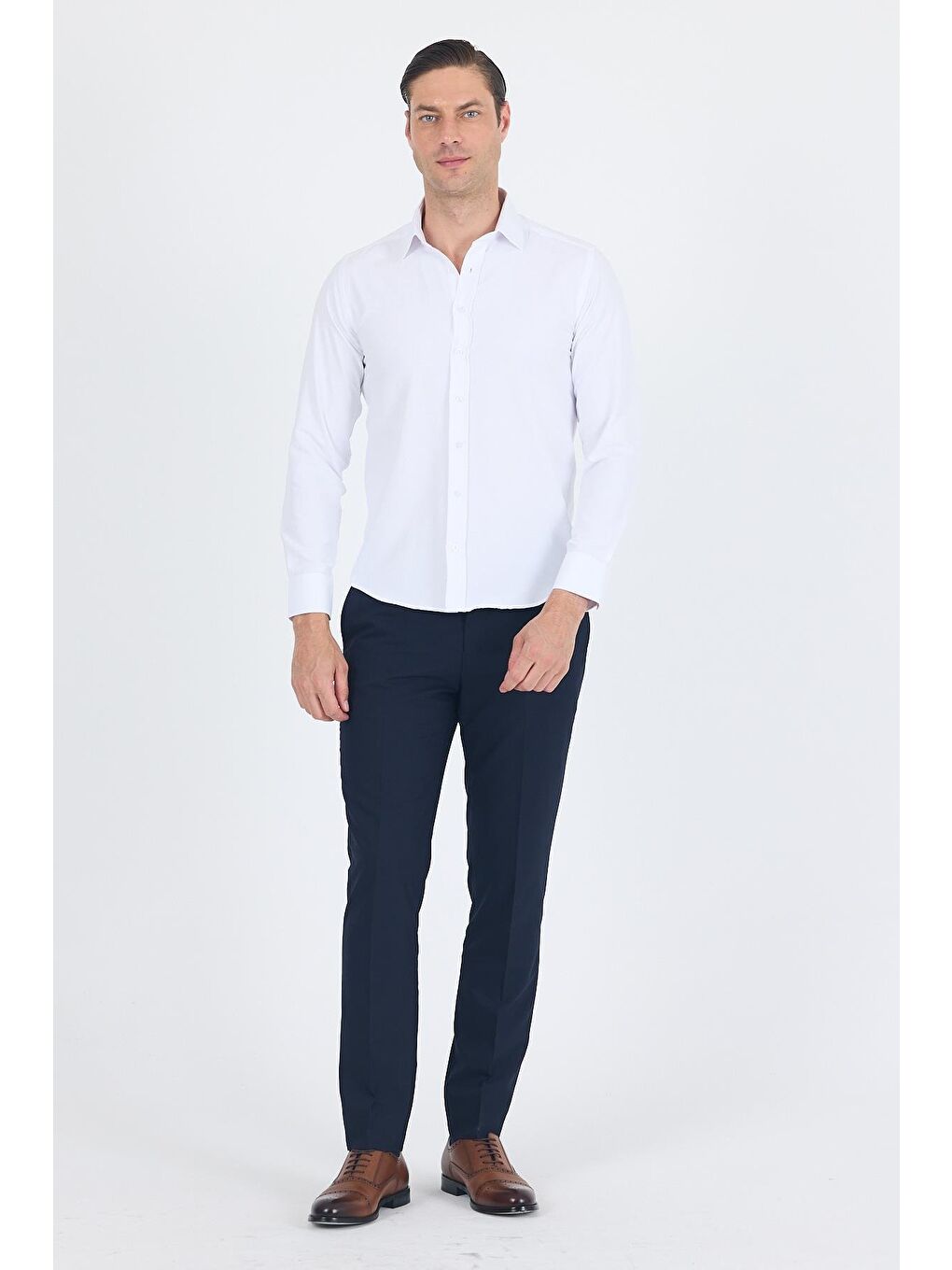 Beyaz Sert Yaka Düz Classic Pamuklu Slim Fit Gömlek 1004250214-1