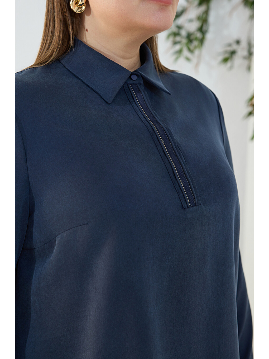Lacivert Yarım Pat Detaylı Bluz-5