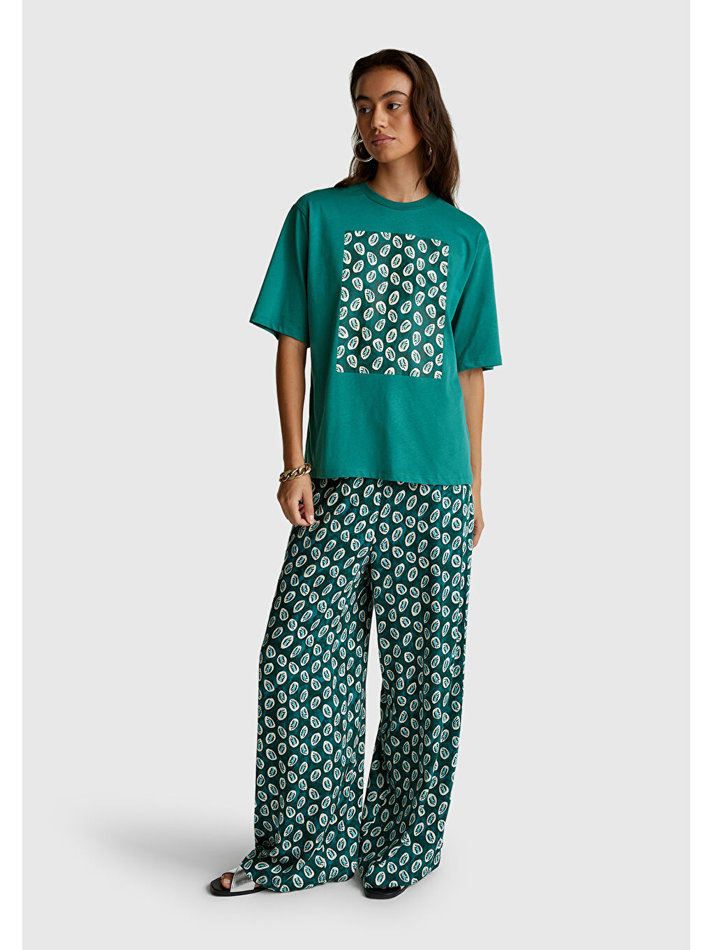 Kadın Koyu Yeşil Pamuk Karışımlı Baskılı T-Shirt-4