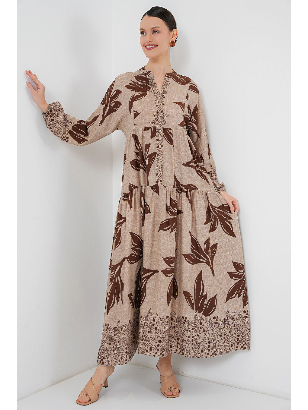 2423 Otantik Desenli Tesettür Elbise - F.Bej-1