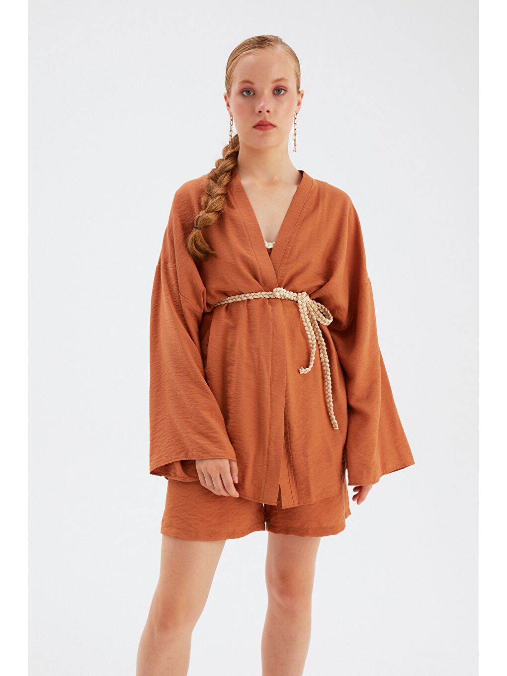 Kahverengi Kuşak Detaylı Salaş Kimono - Taba