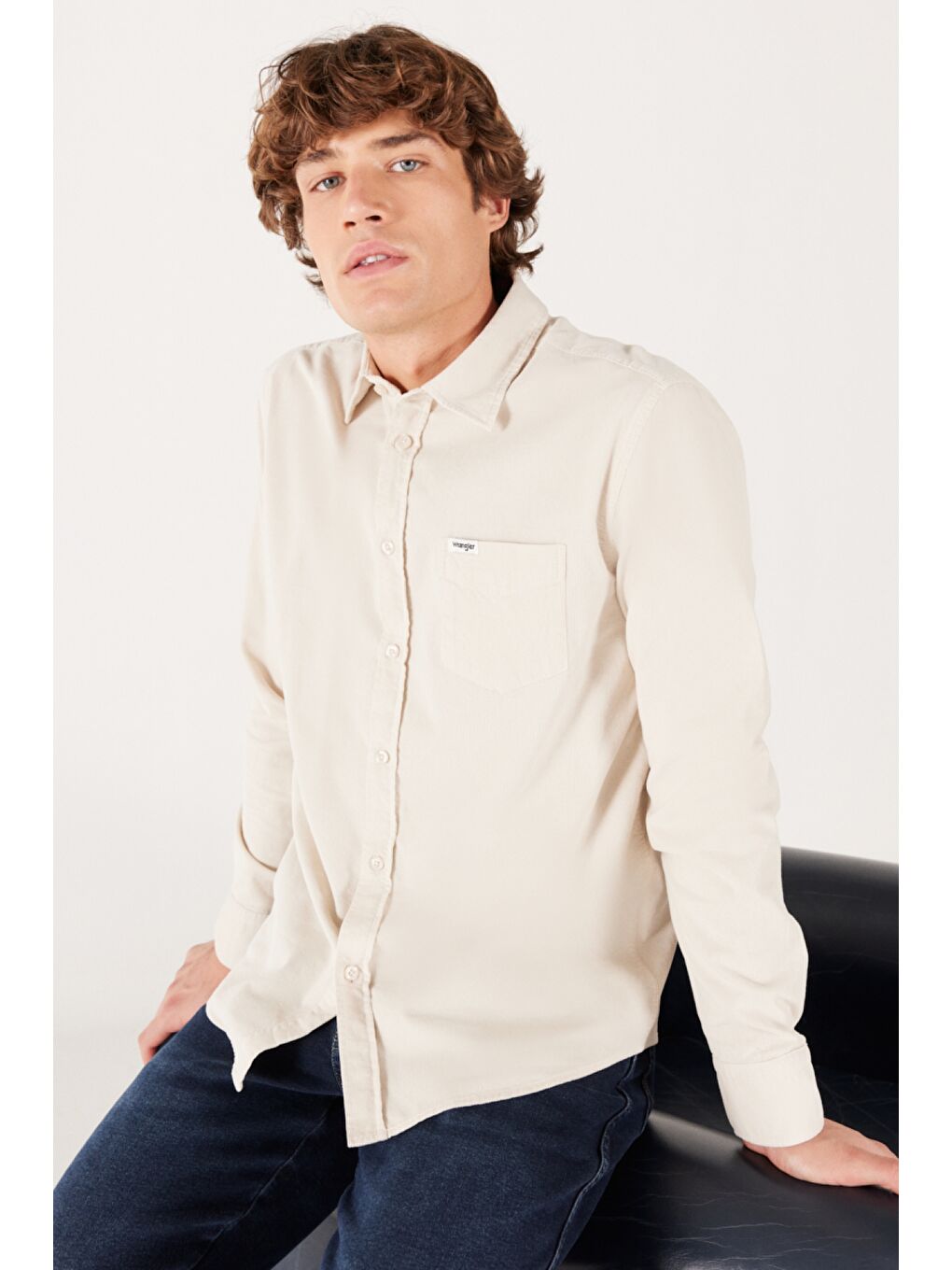 Bej Regular Fit %100 Pamuk Kadife Kırık Beyaz Uzun Kollu Gömlek-1