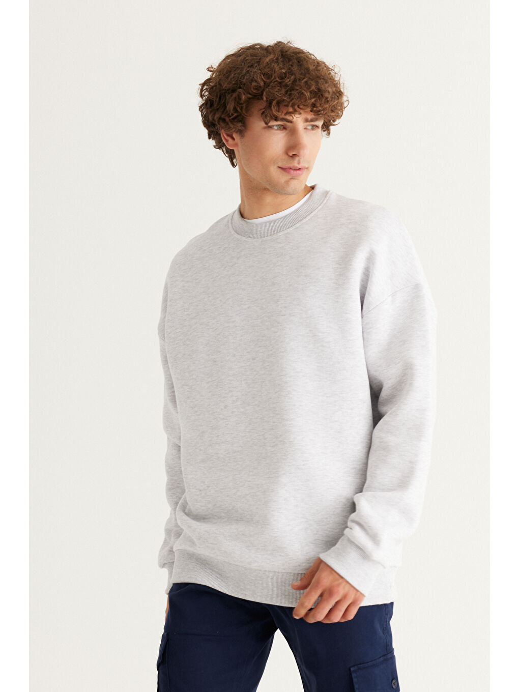 Beyaz Erkek Kar Melanj Oversize Fit Bol Kesim Pamuklu İçi Polarlı Bisiklet Yaka Sweatshirt-2