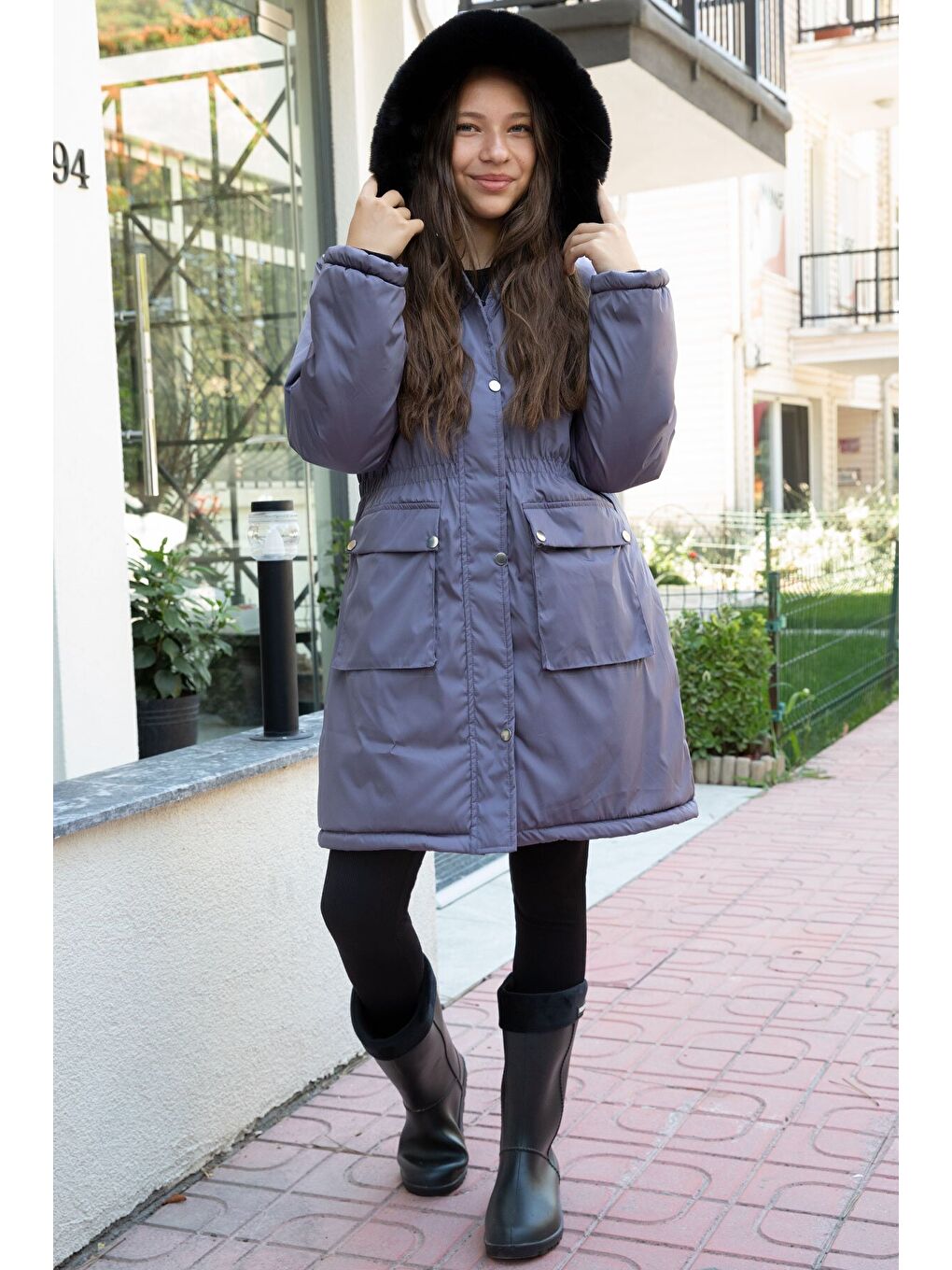 Antrasit Kapaklı Cepli İçi Kürklü Çıkarılabilir Kapüşonlu Kız Çocuk Şişme Mont 21523