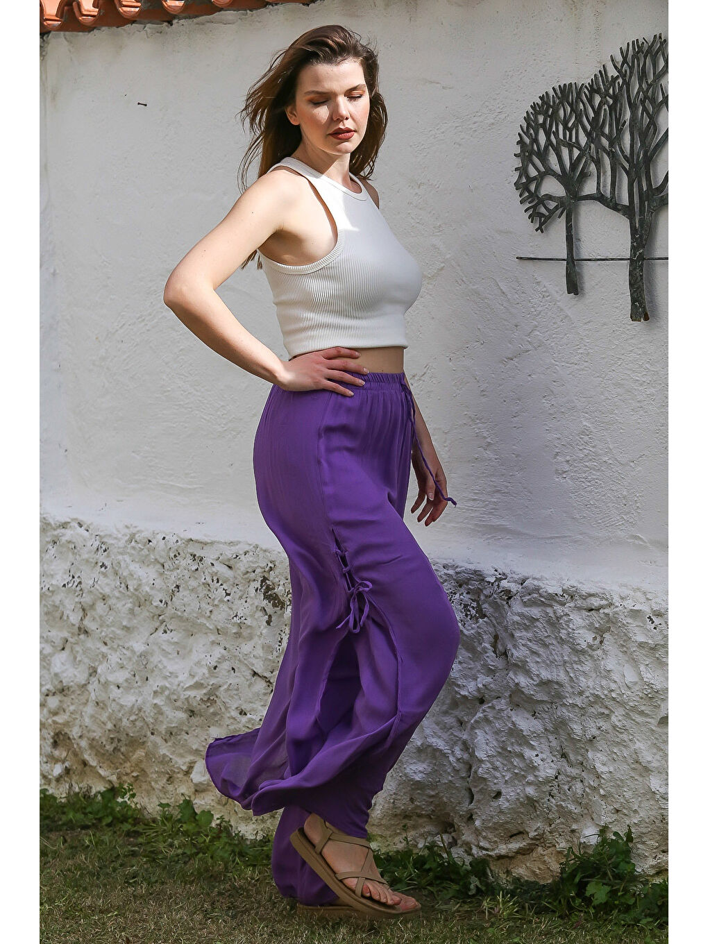 Mor İnce Astarlı Yanları Bağlamalı Lastikli Ve Bağlamalı Bel Geniş Paça Dokuma Pantolon 110 58-2