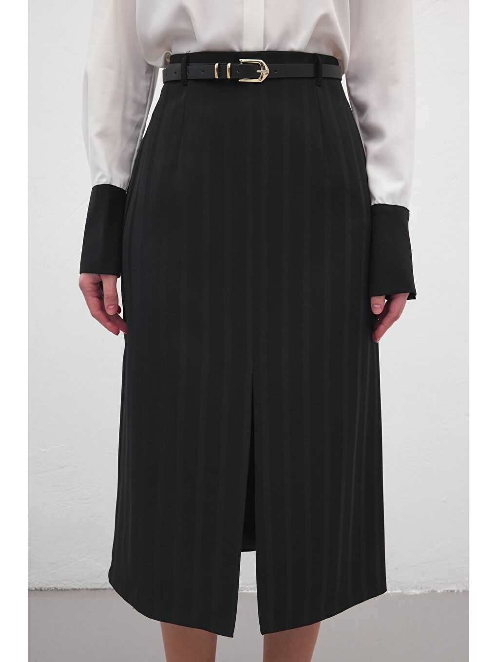 Anna Yırtmaçlı Etek - Siyah-2