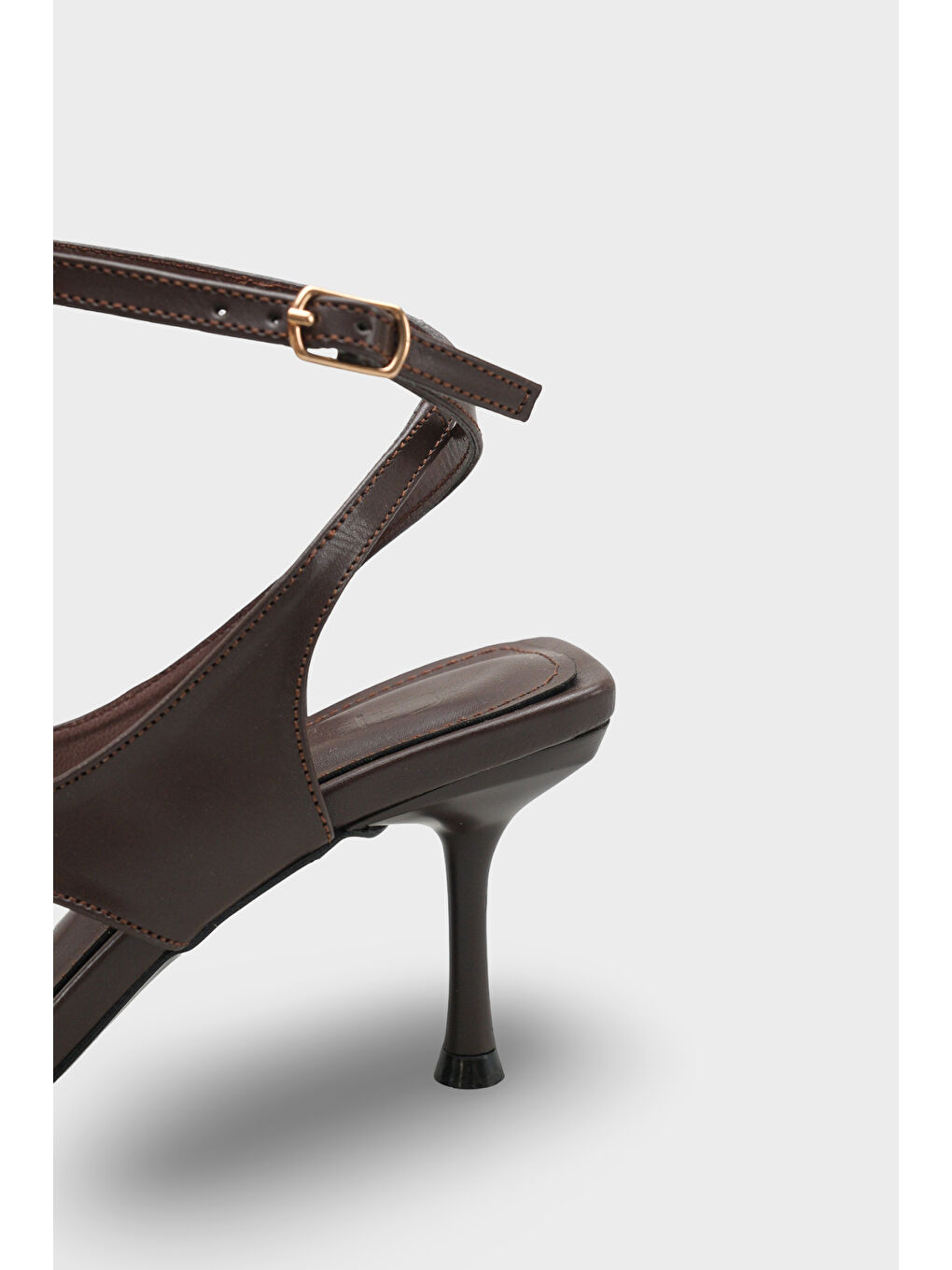 Kahverengi Suzie Kadın Parmak Arası Topuklu Ayakkabı-3