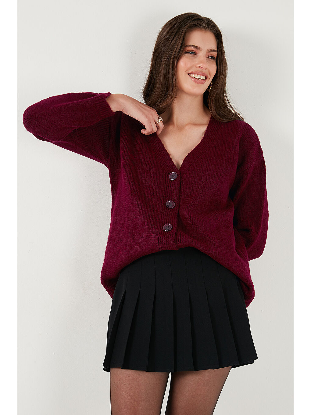 Bordo Regular Fit V Yaka Düğmeli Triko Hırka 4616229-3