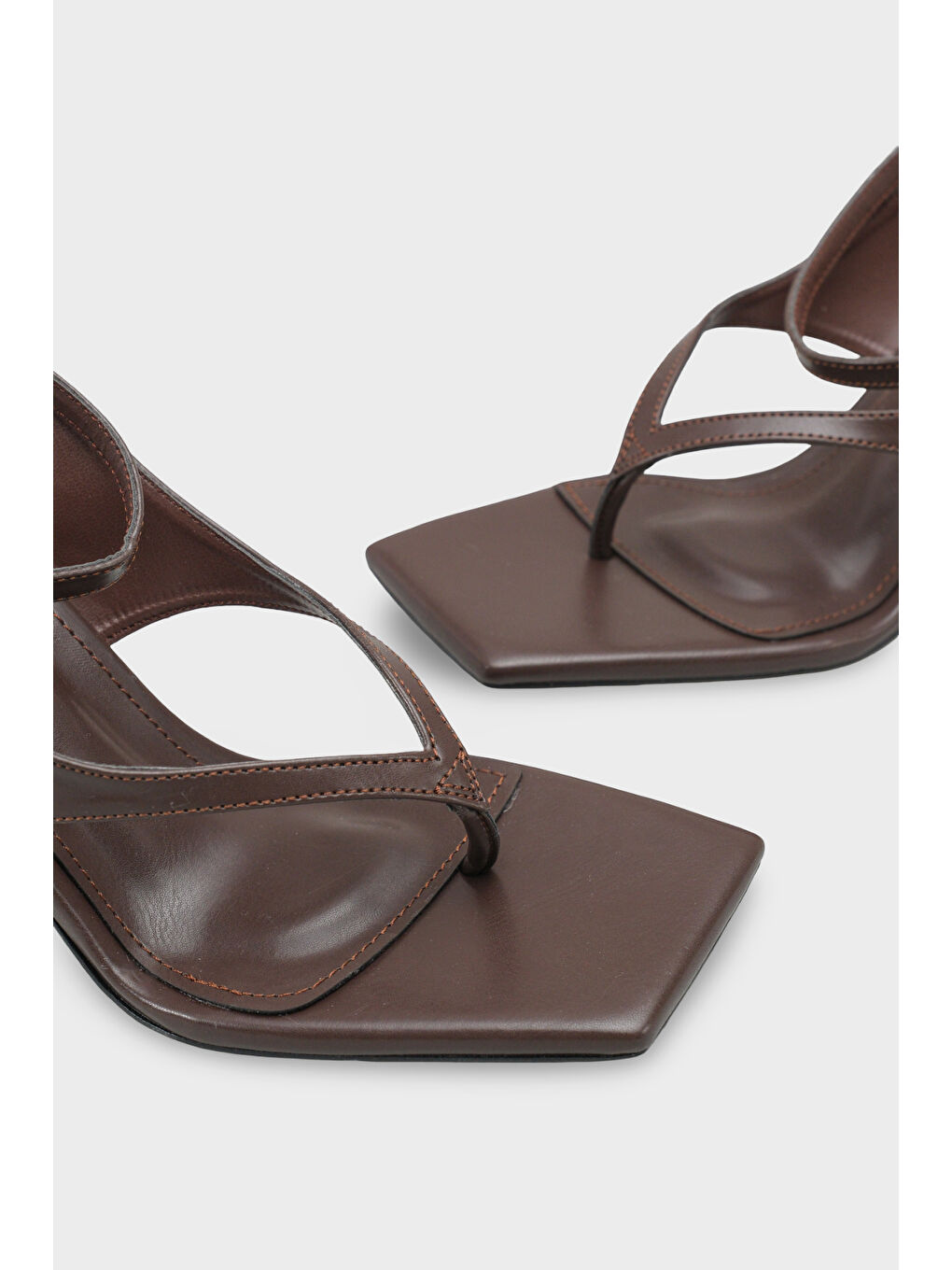 Kahverengi Suzie Kadın Parmak Arası Topuklu Ayakkabı-4