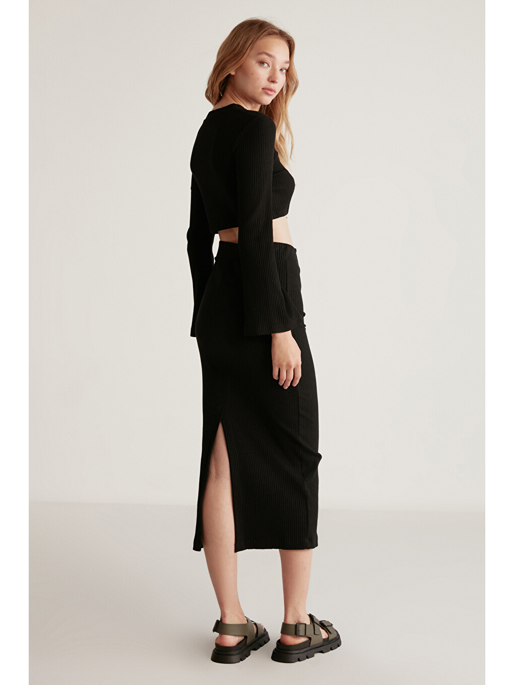 Lauren Kadın Slim Fit Fermuar Detaylı Midi Siyah Etek-2