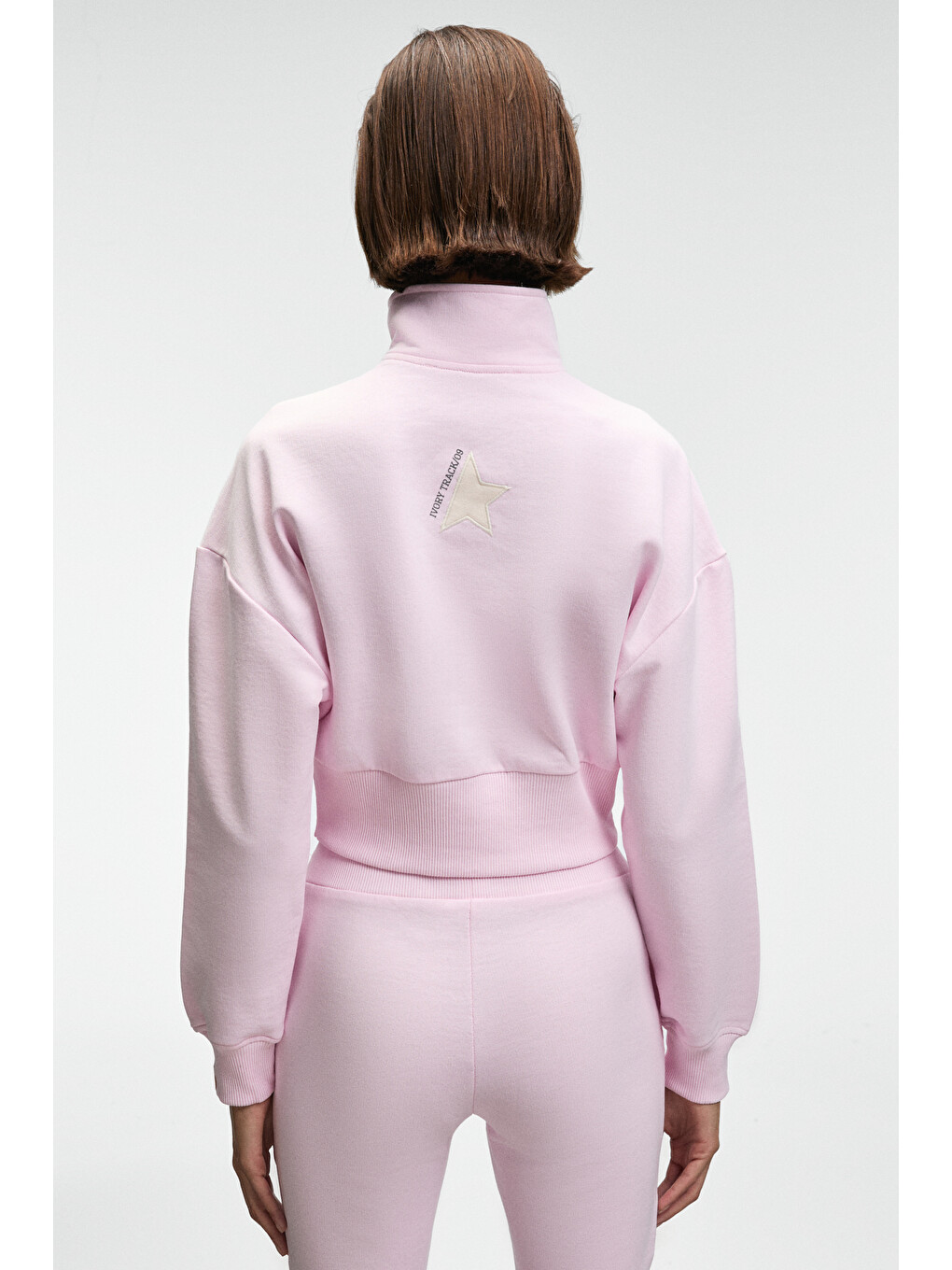 Thalıa Kadın Arka Baskılı Ve Patch Detaylı Fermuarlı Dik Yakalı Pembe Sweatshirt-3